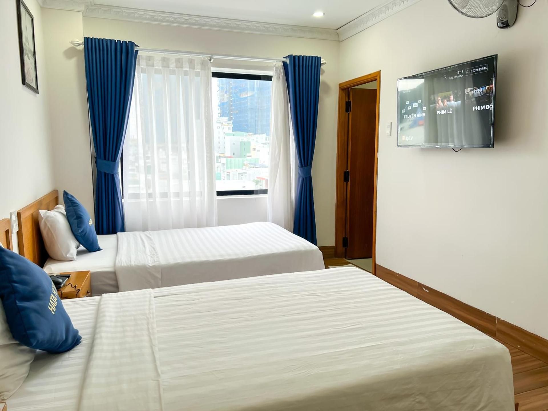 Twin Room with City View