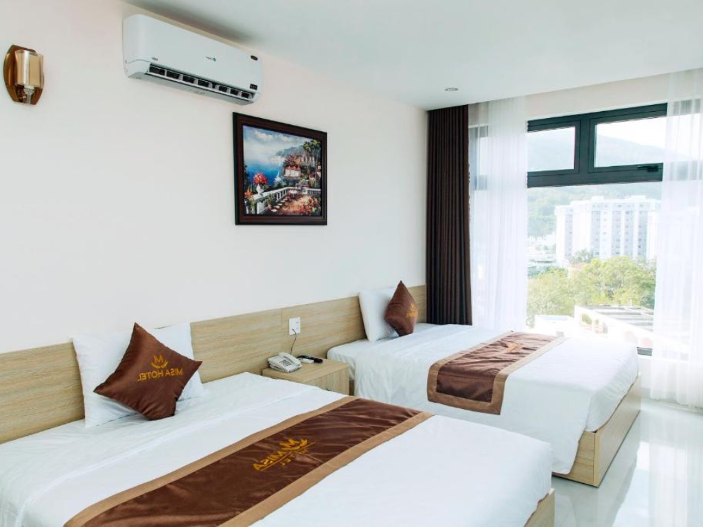 Deluxe Twin Room With City View