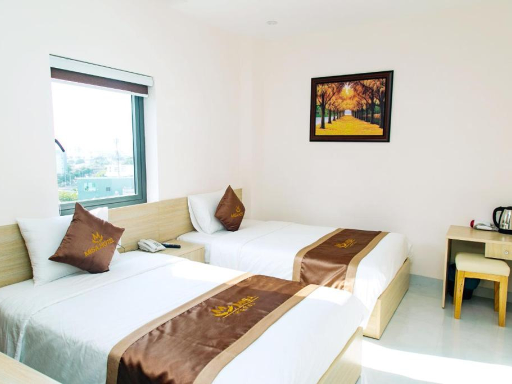 Deluxe Twin Room With City View