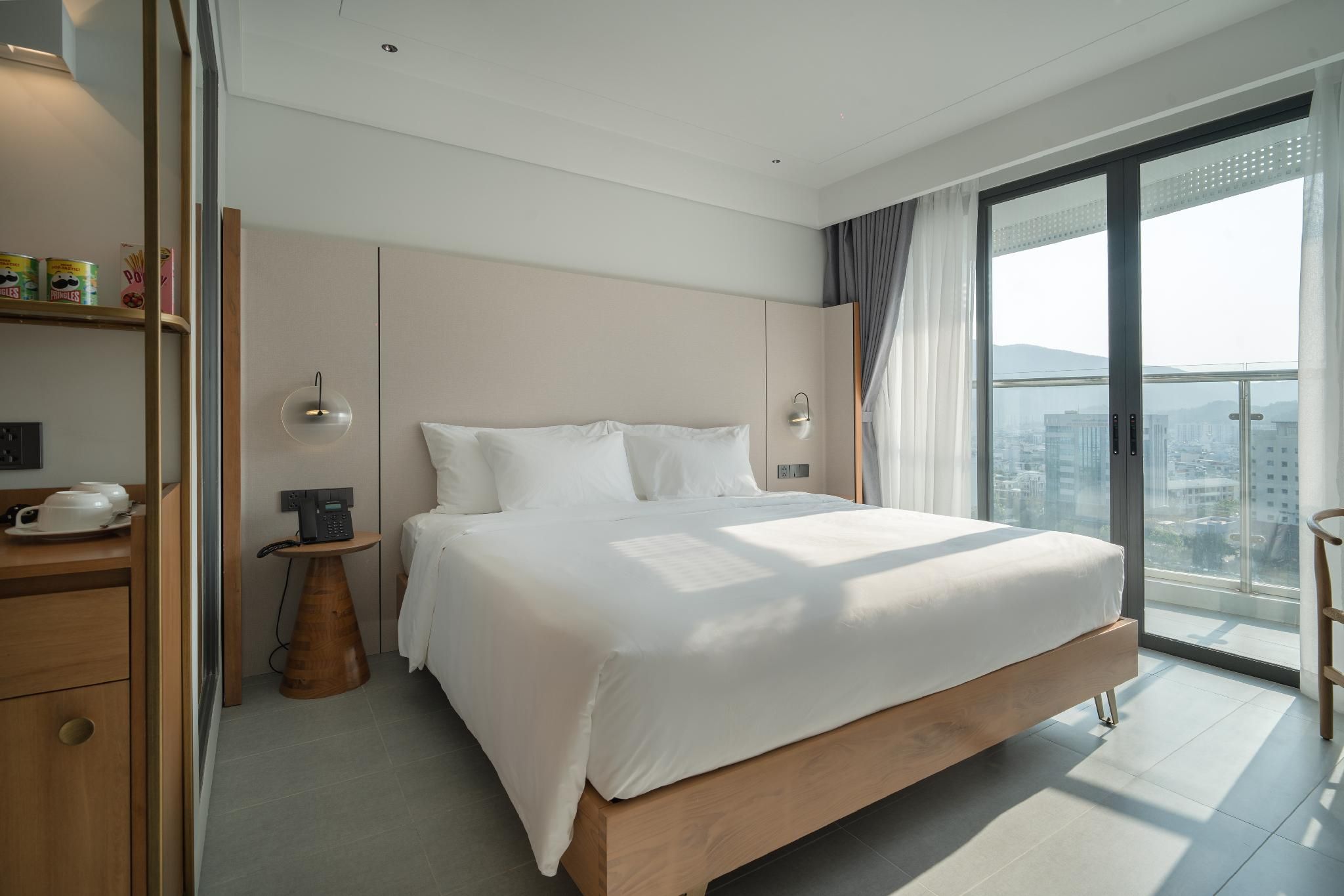 Deluxe Room -- 1 Bed