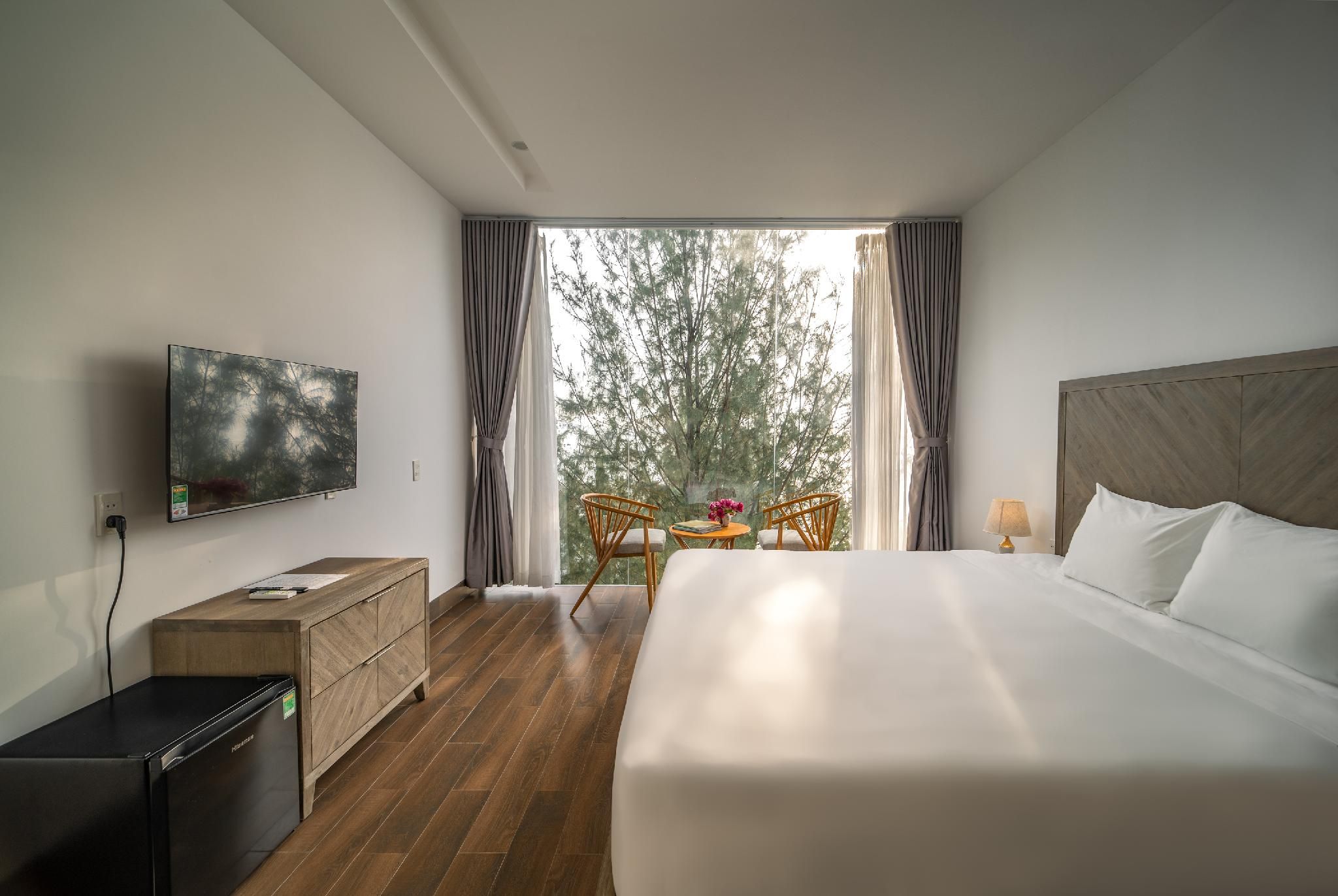 Deluxe Garden View Double Room for 2 Adults and 1 Child