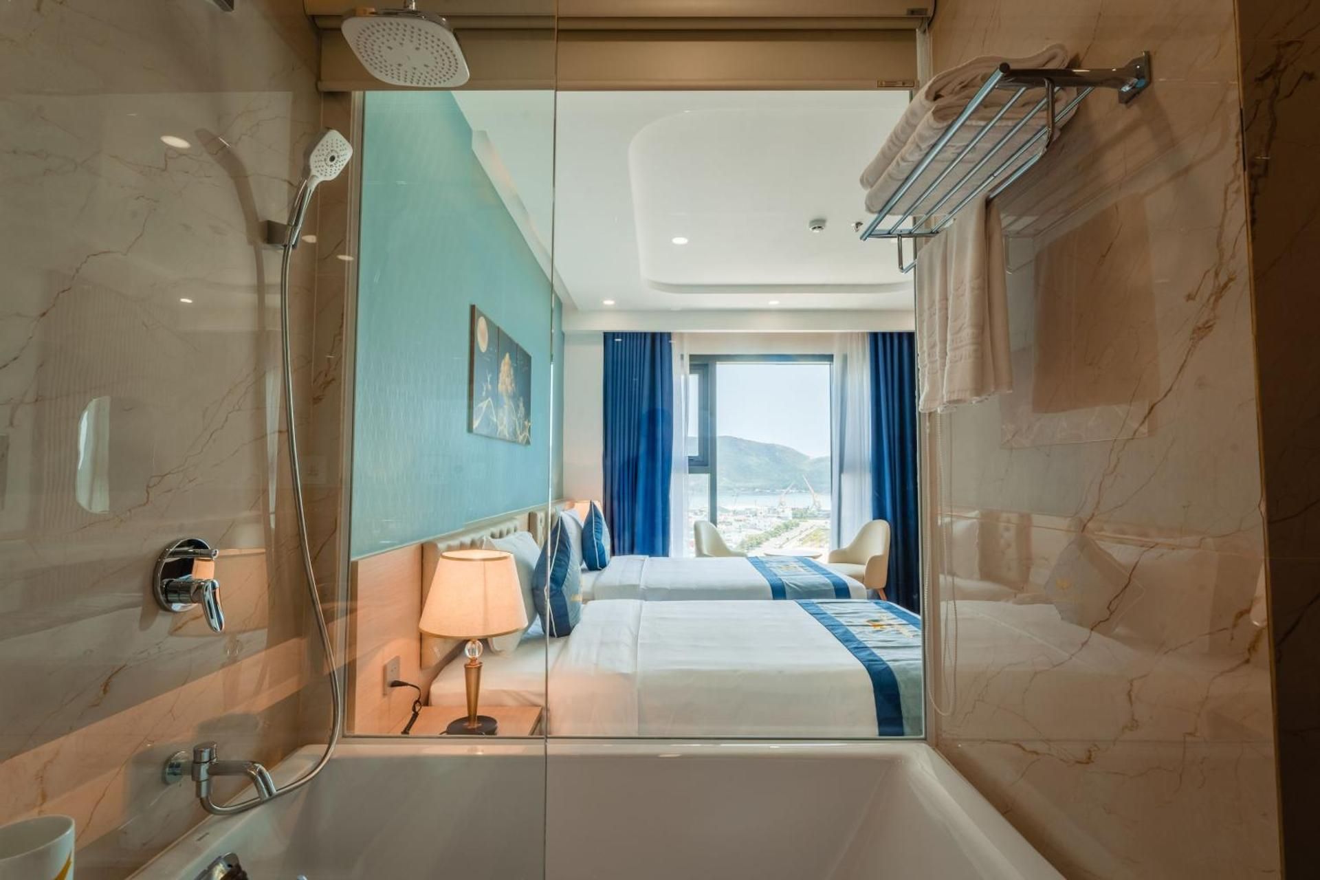 Twin Room with City View