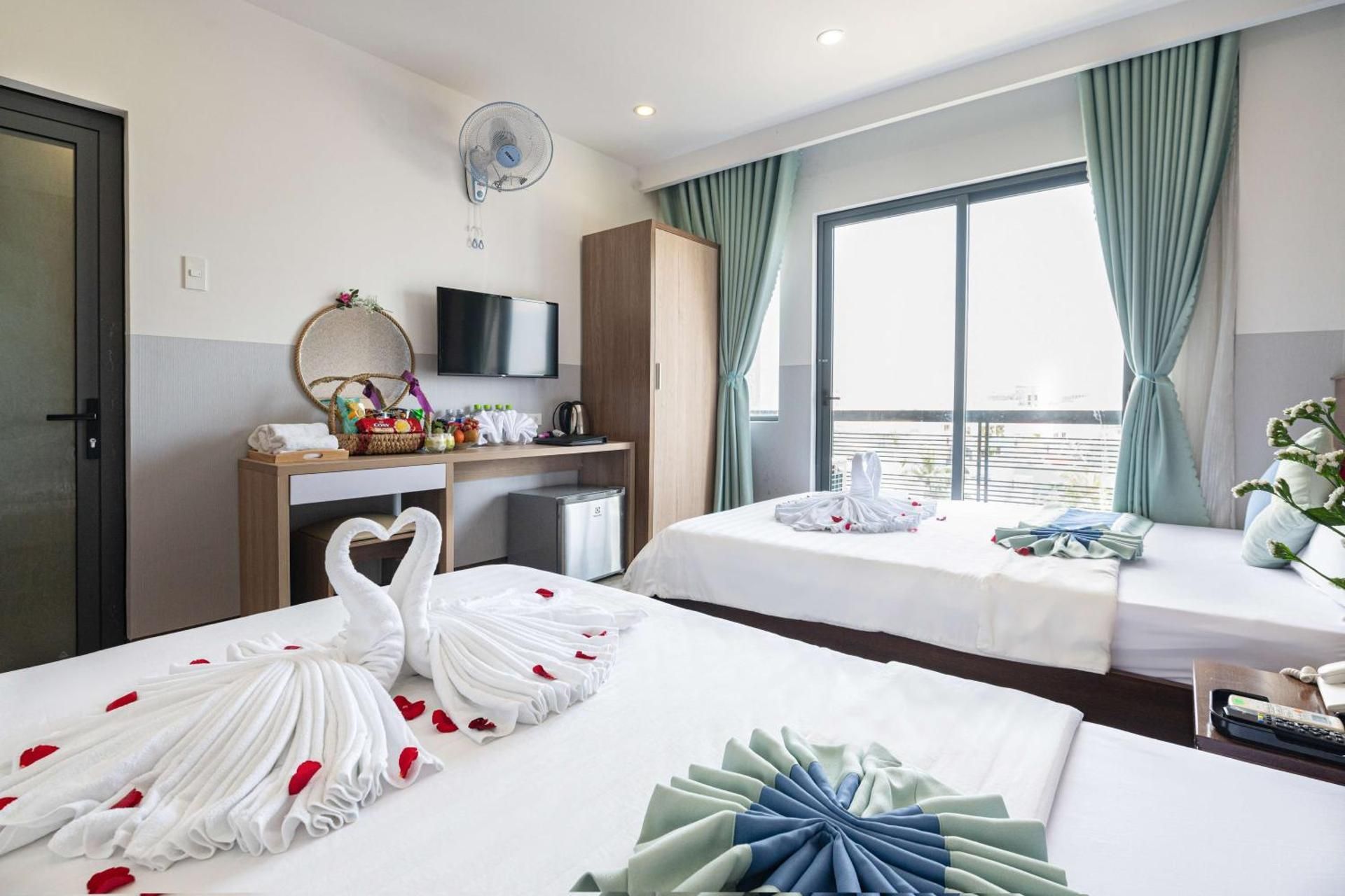 Double with 2 Double Beds