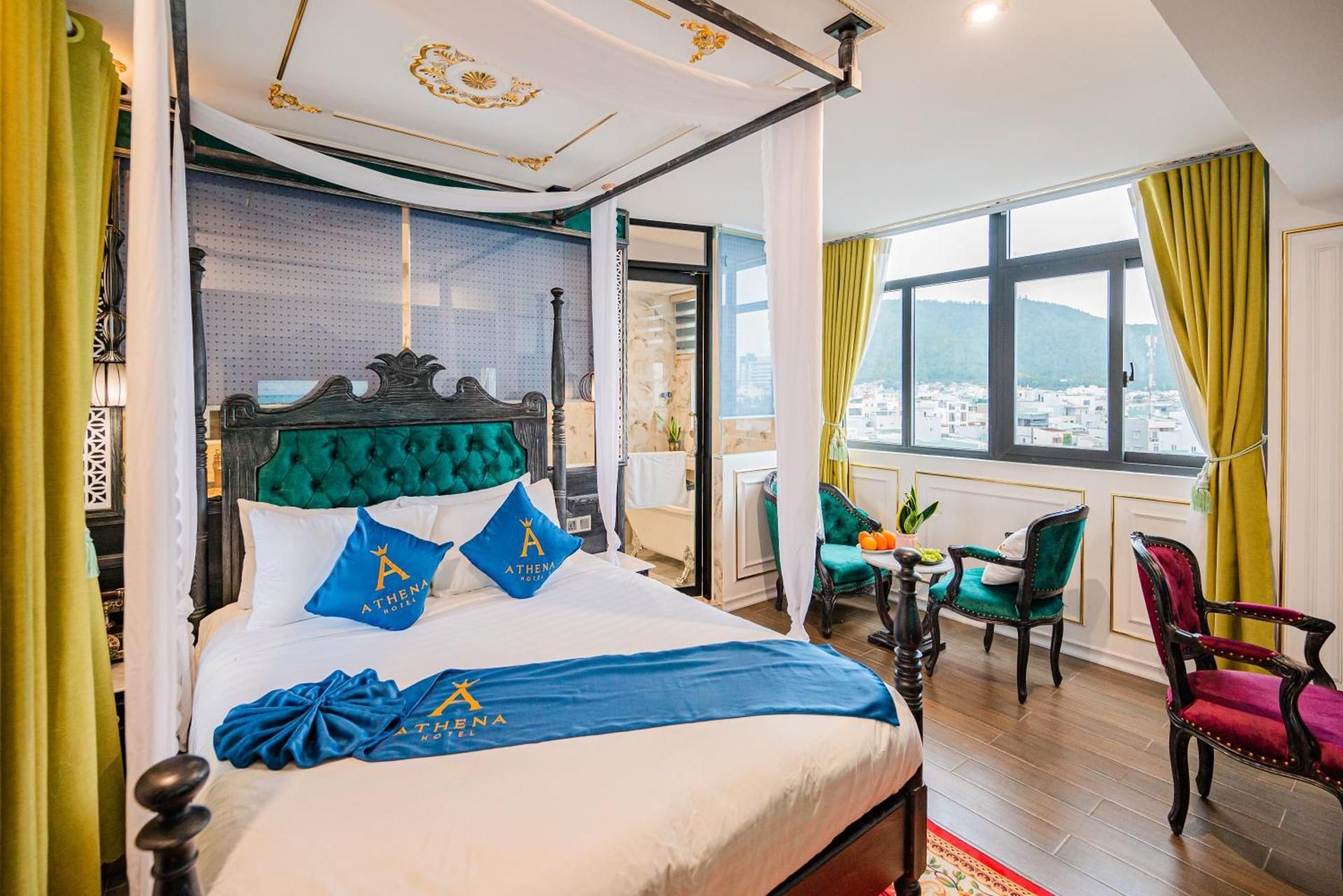 Luxury Deluxe King Room