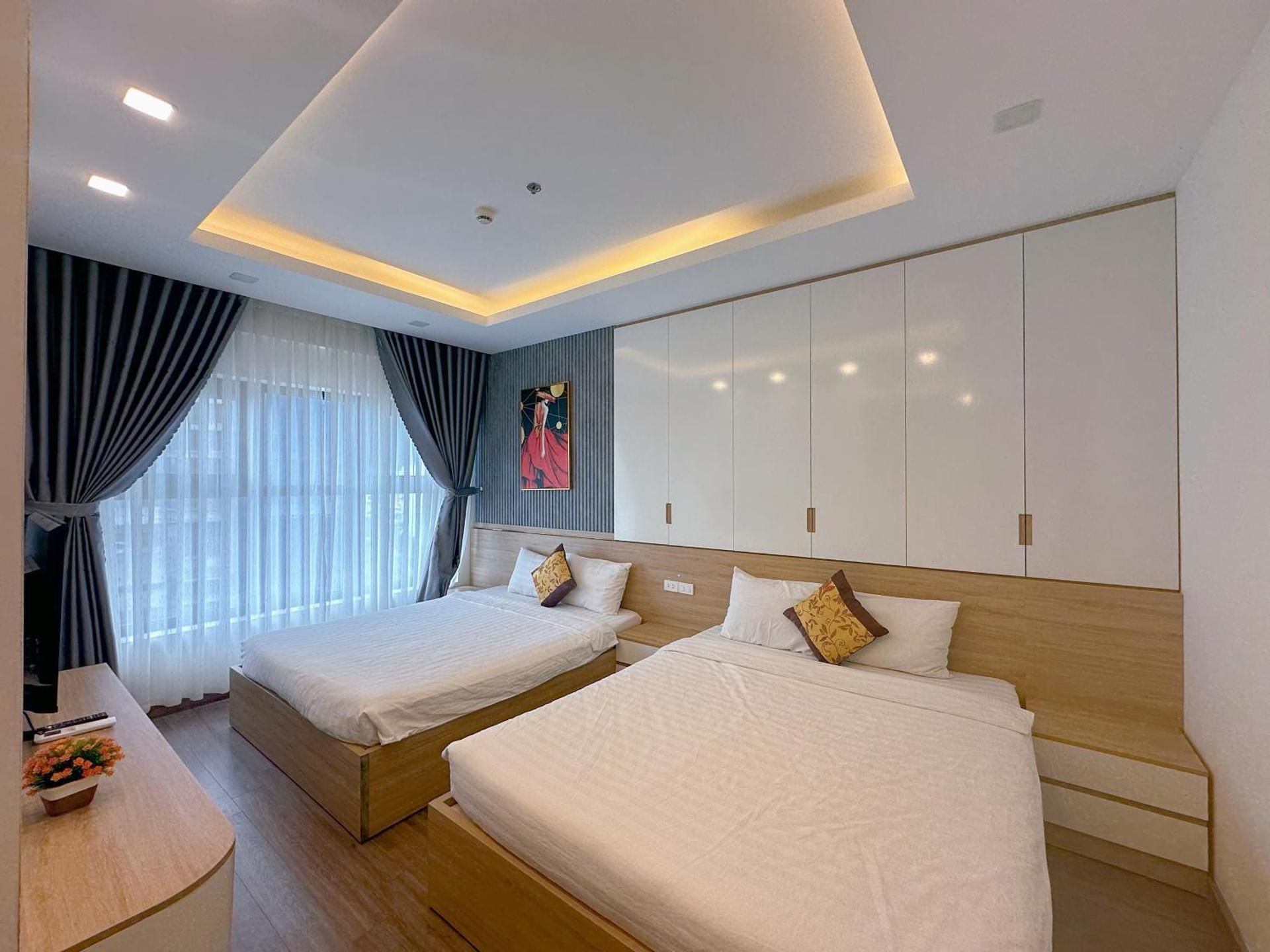 Three-Bedroom Apartment with Sea View