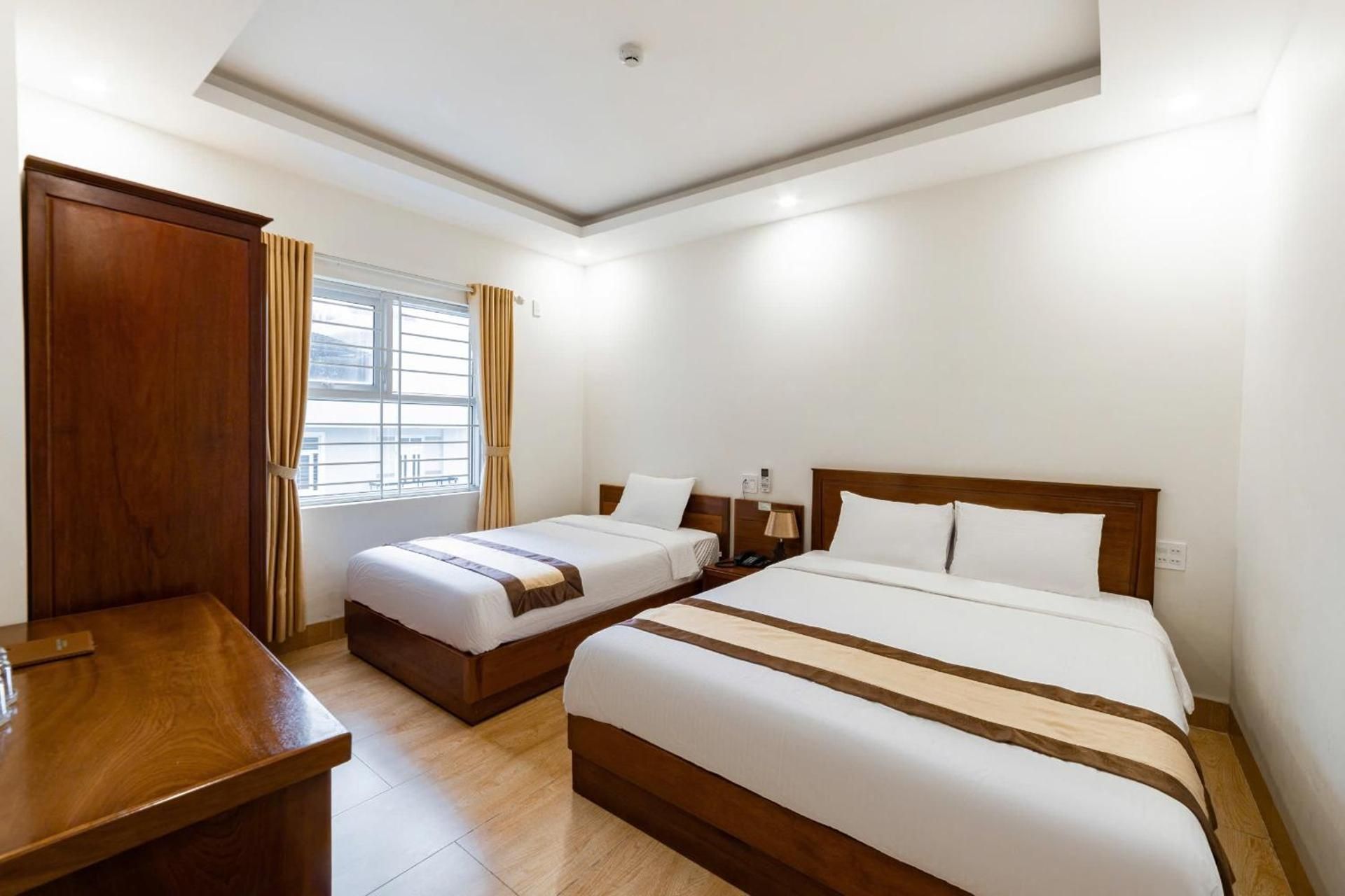 Triple Room with Bath