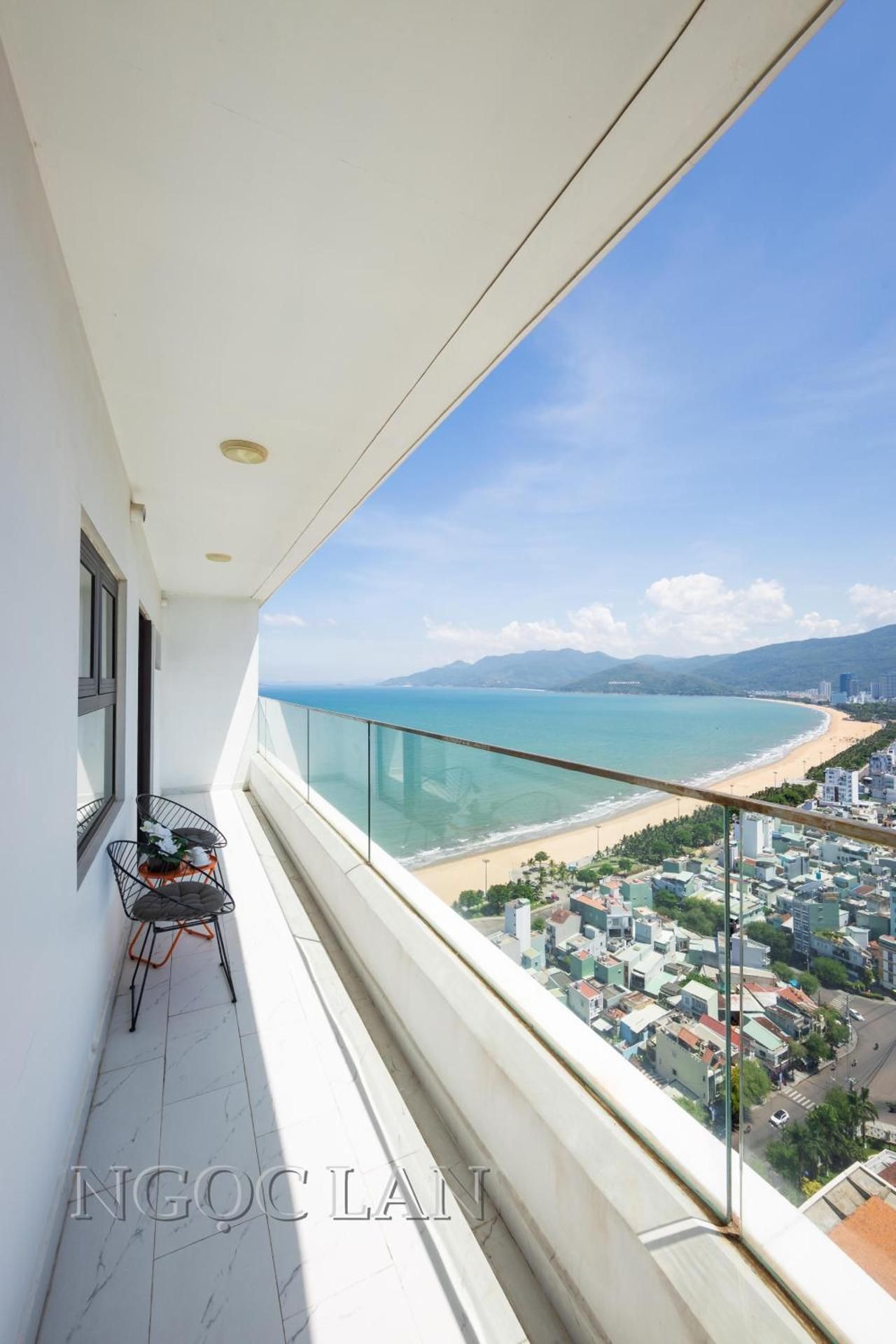 2-Bedroom Sea View Apartment