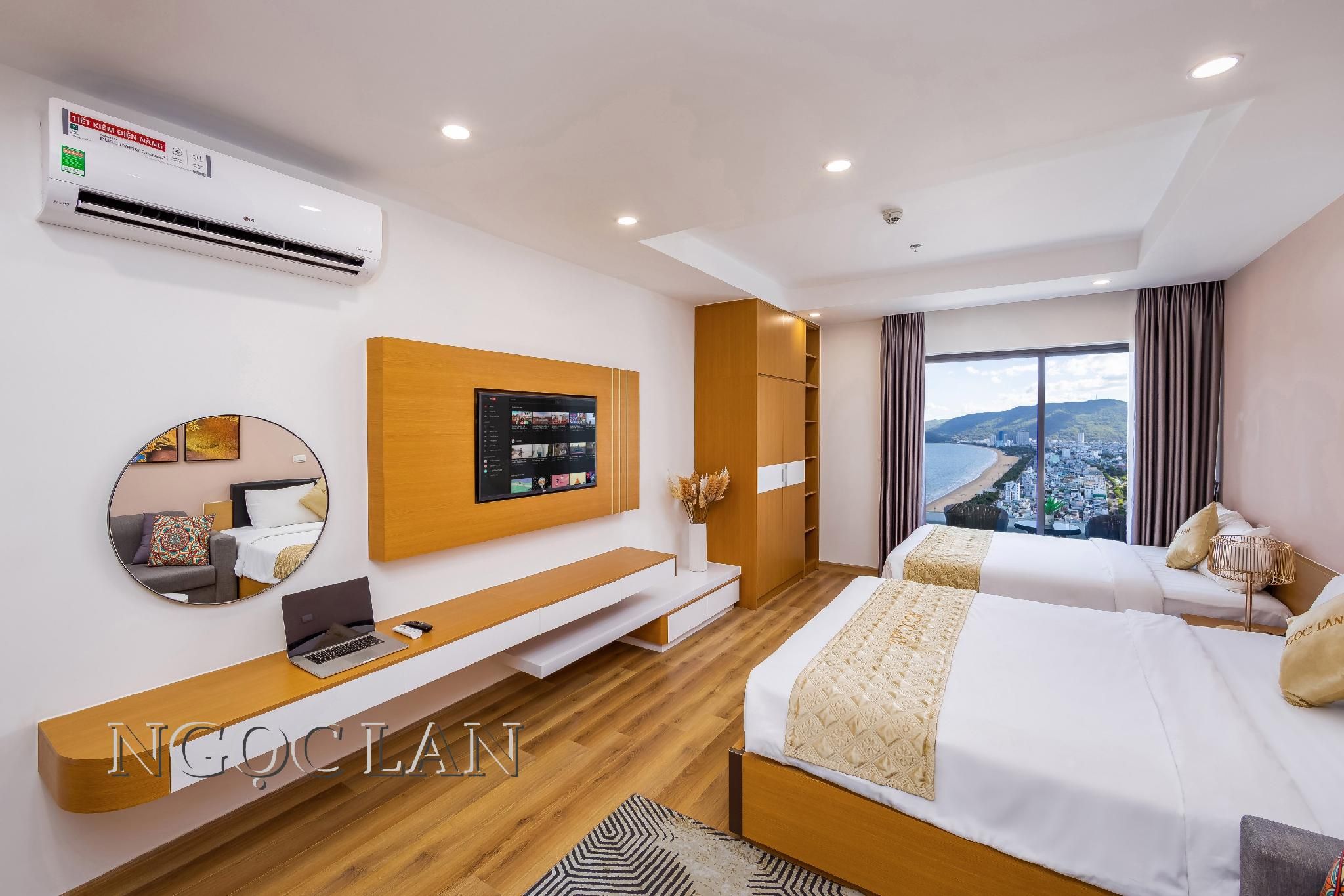 Sea View Studio with Balcony and Kitchenette