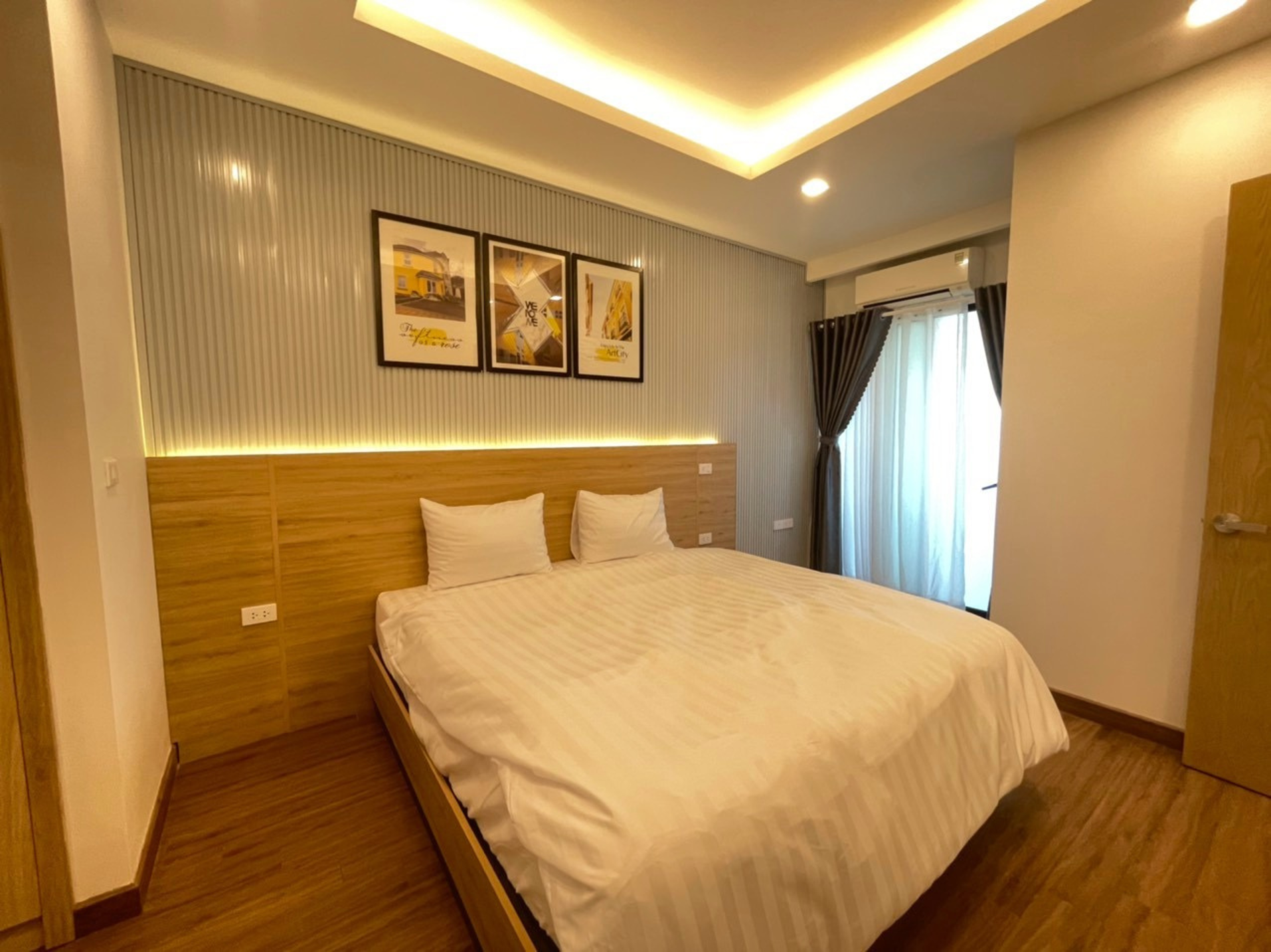 Two-Bedroom Ocean View Apartment