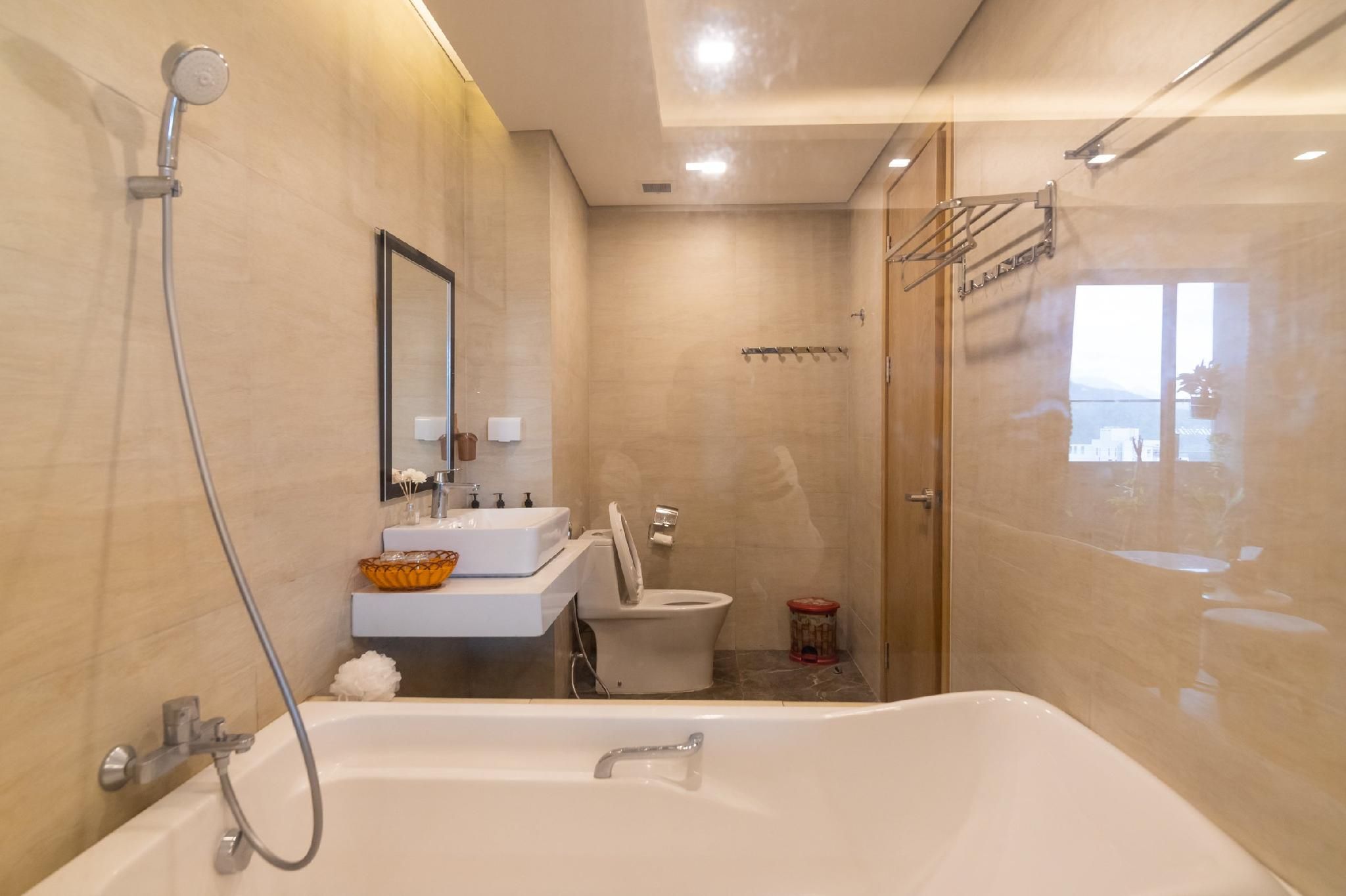 Two-Bedroom Ocean View Apartment