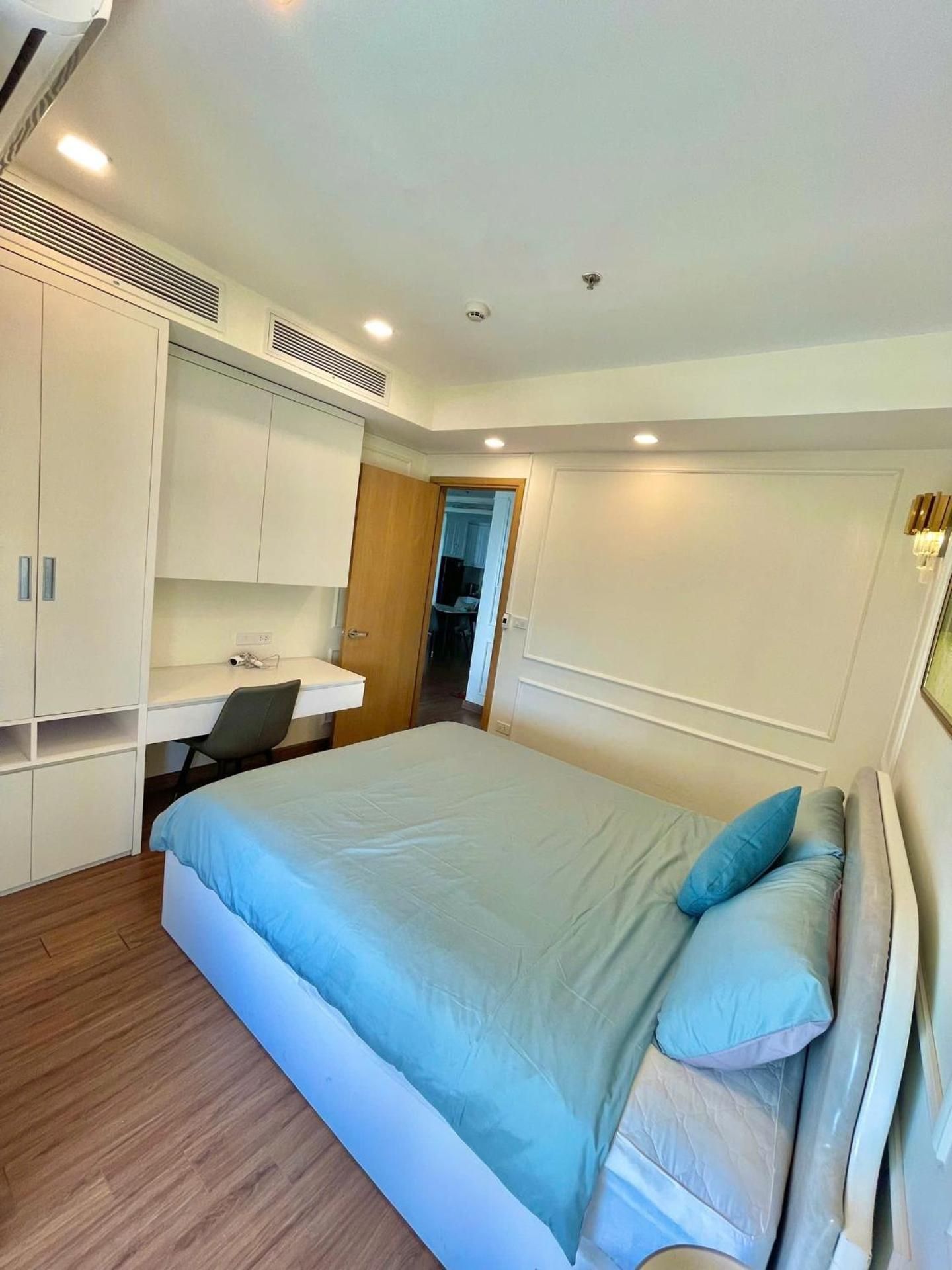 Small Single Room