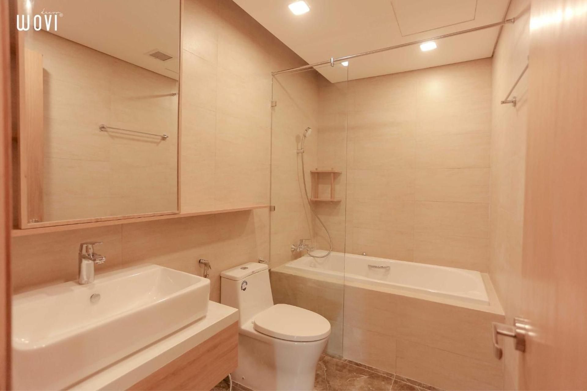 Seaview Three Bedroom Suite with Bathtub
