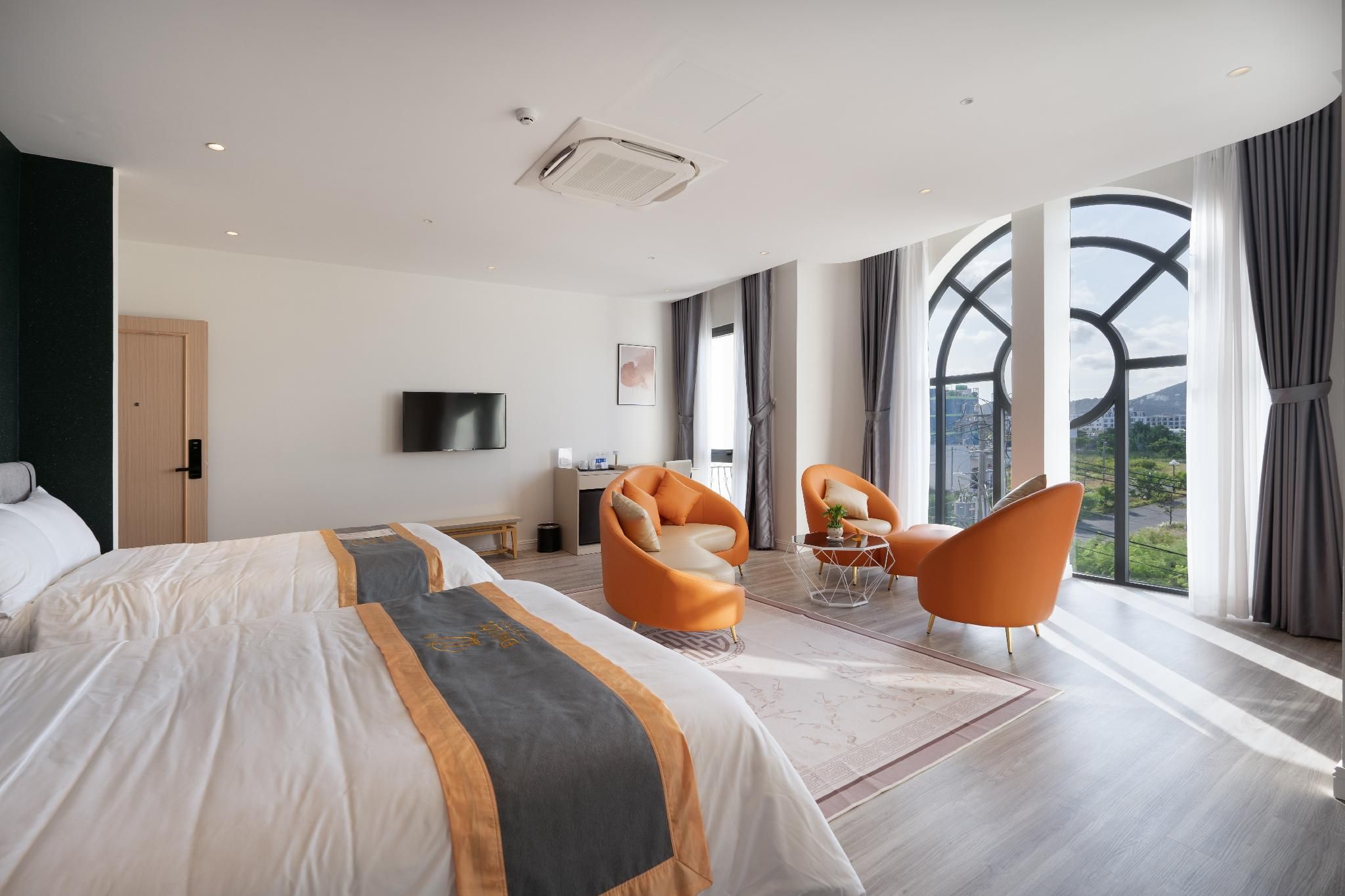 2 Queen Beds