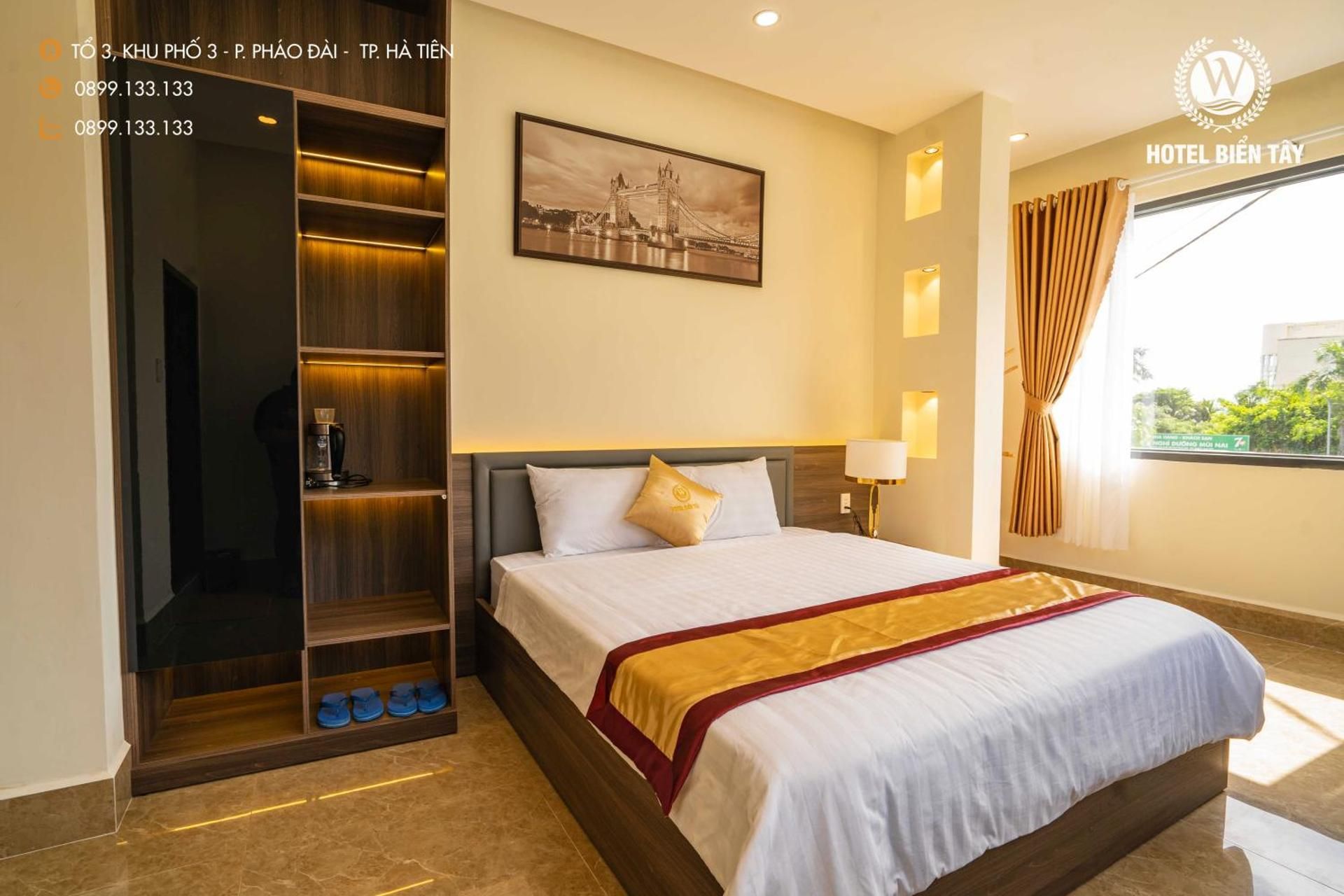 Deluxe Queen Room