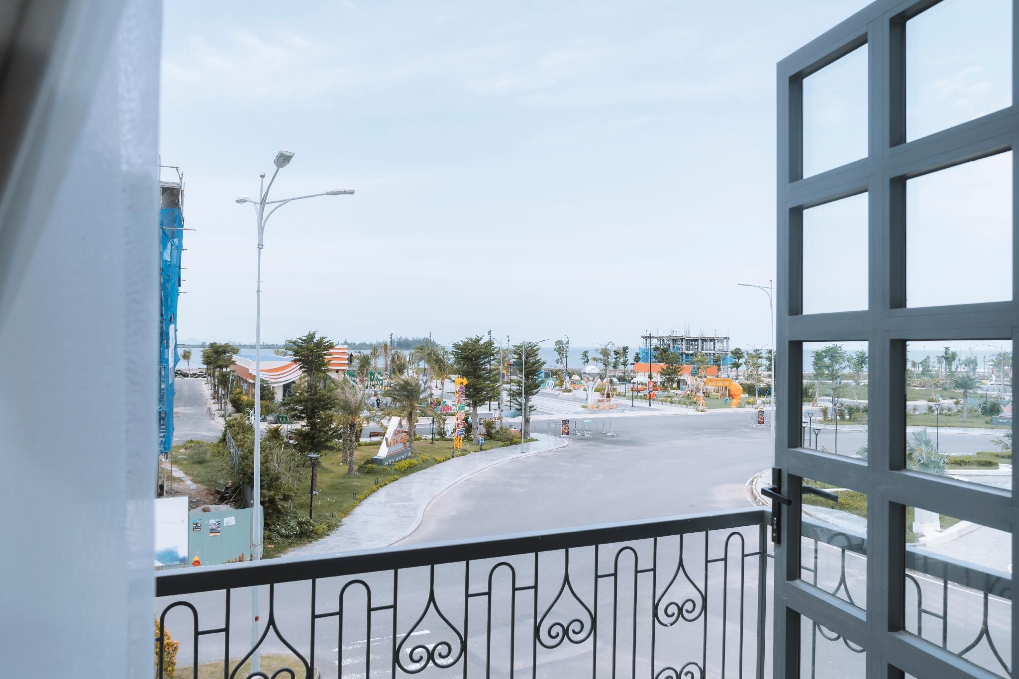 Deluxe Sea View