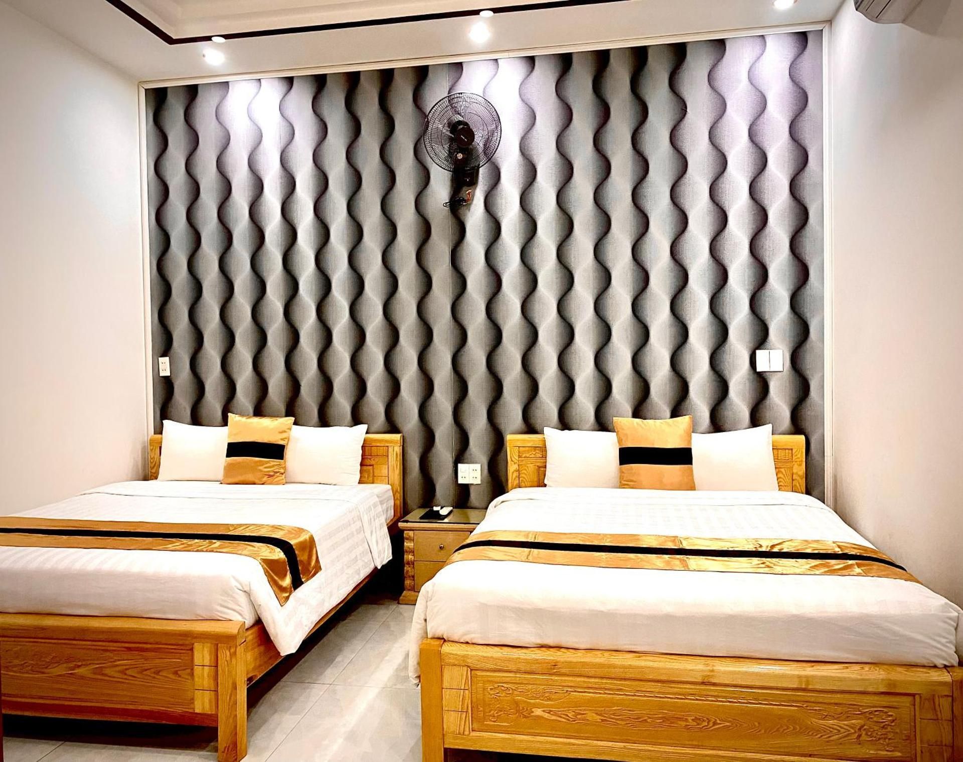 HOTEL MINH LÂM 2  Deluxe Twin Room Type A