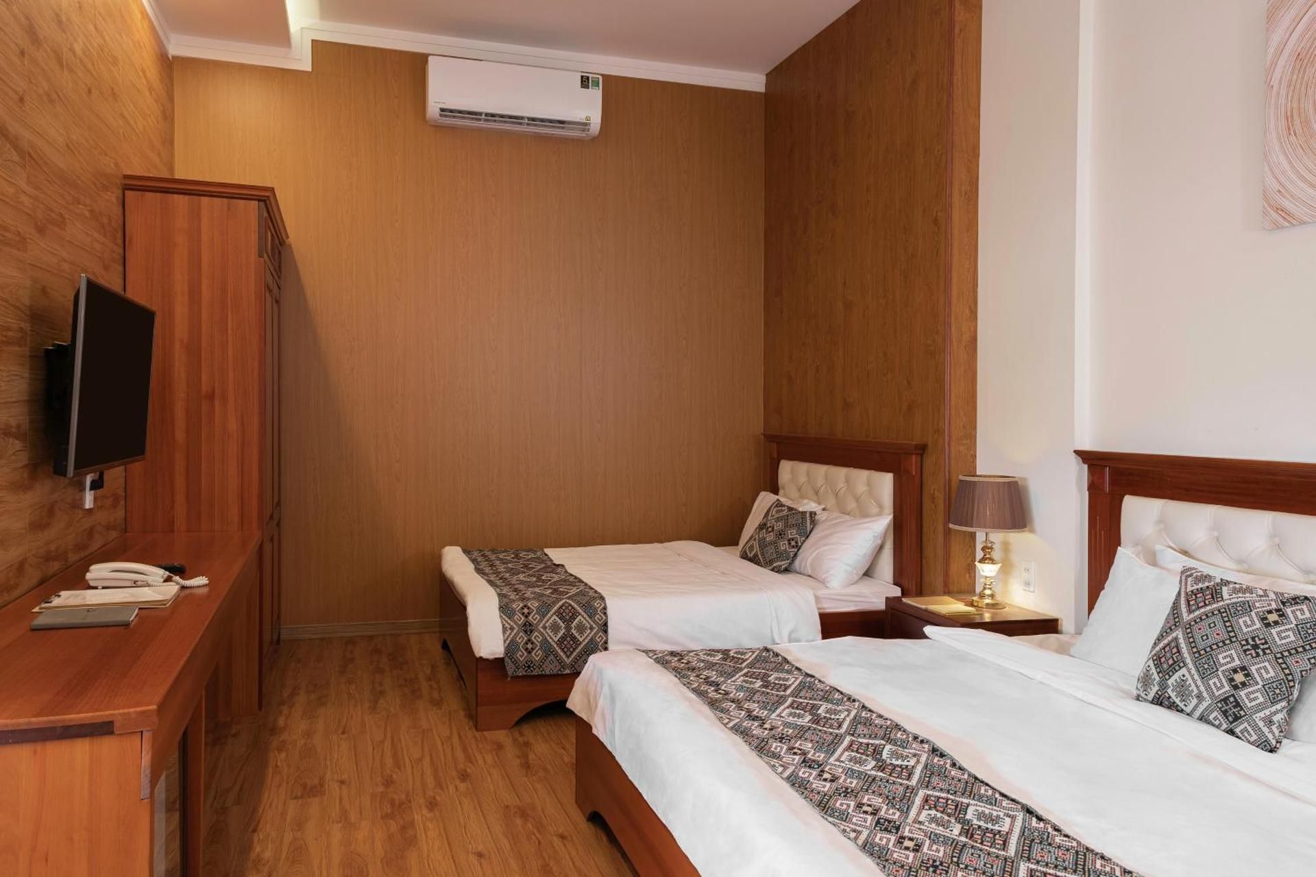 Deluxe Triple Room