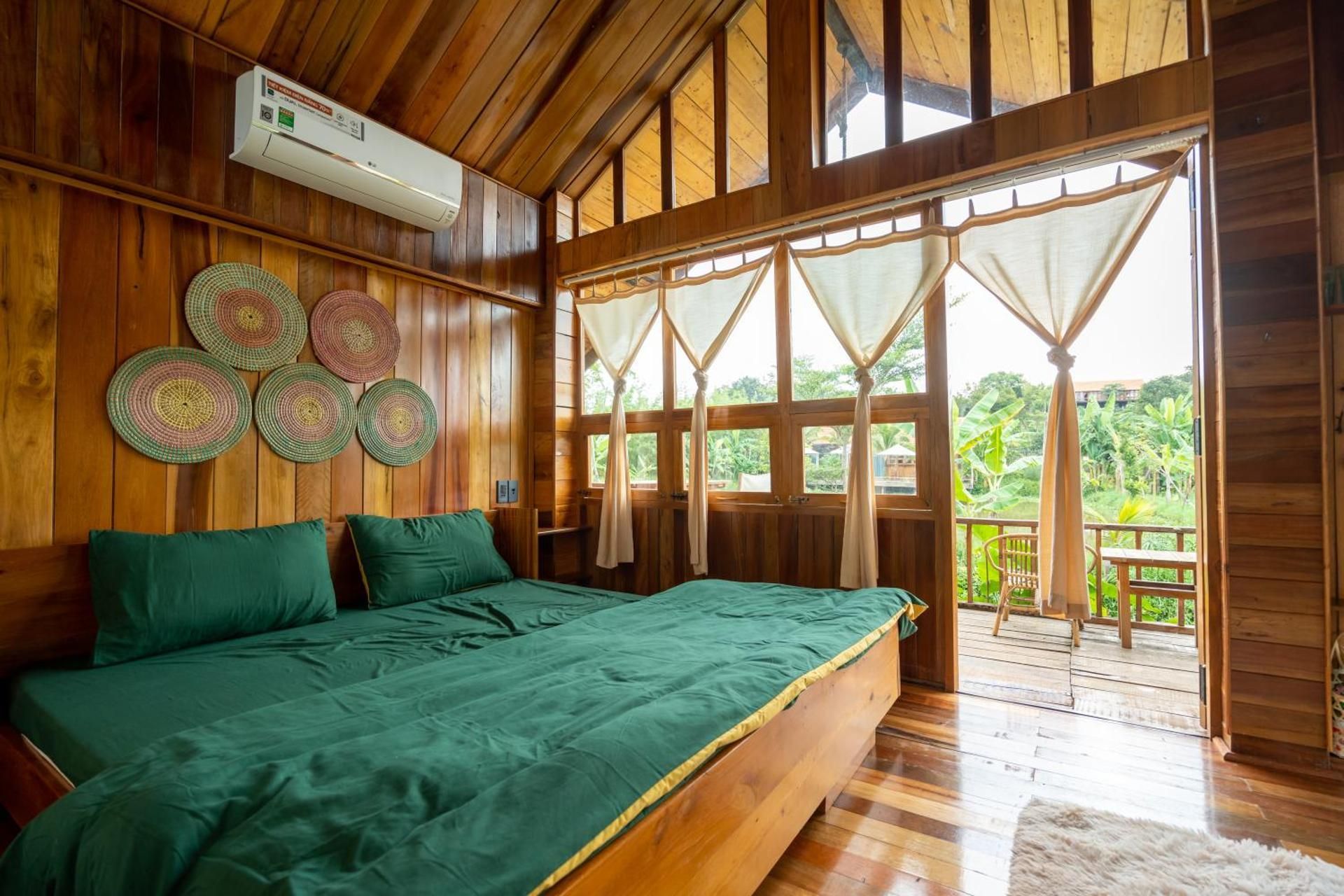 Superior Bungalow