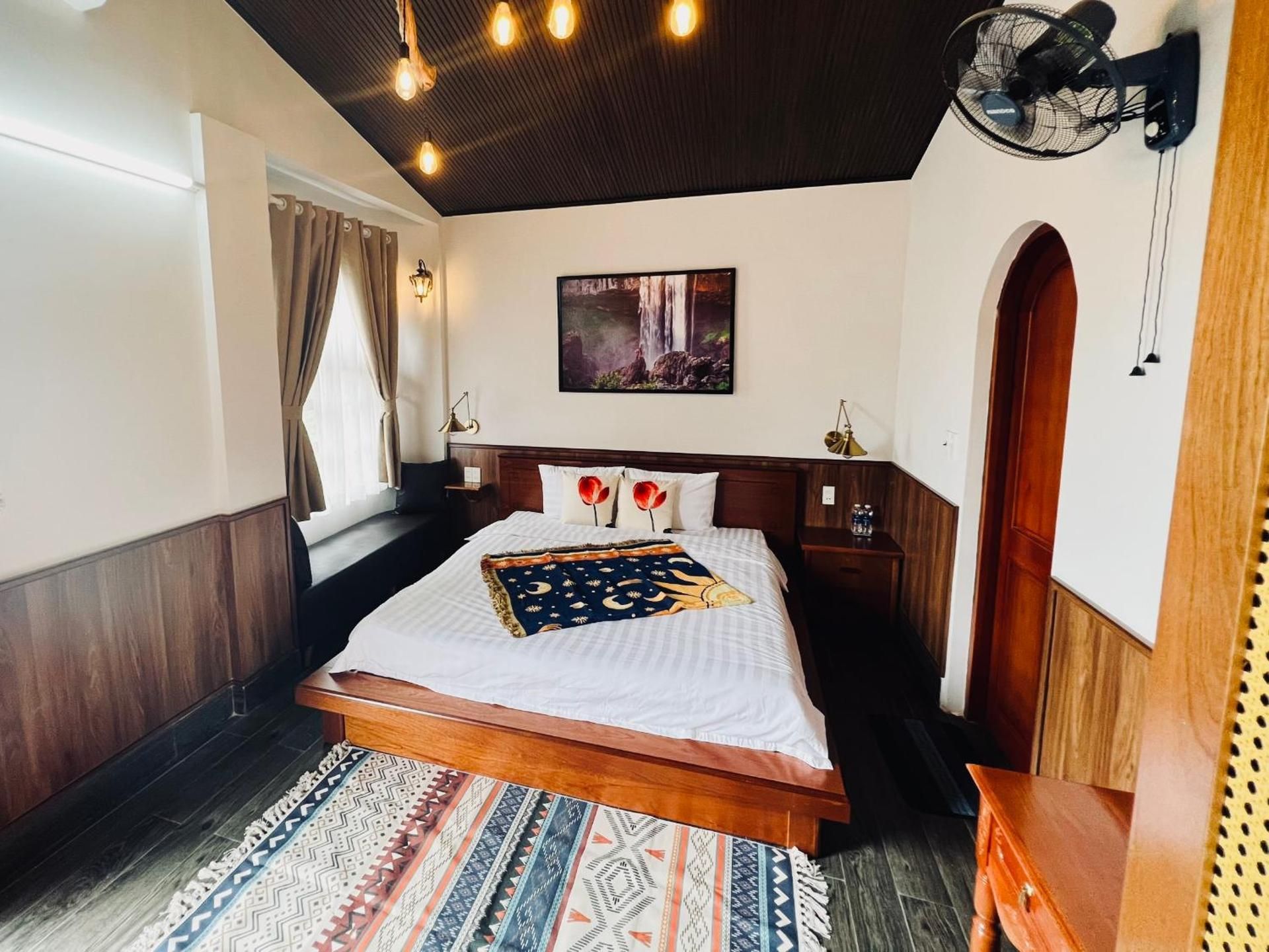 BAZAN HOME - Hotel & Bungalow Deluxe Double Room