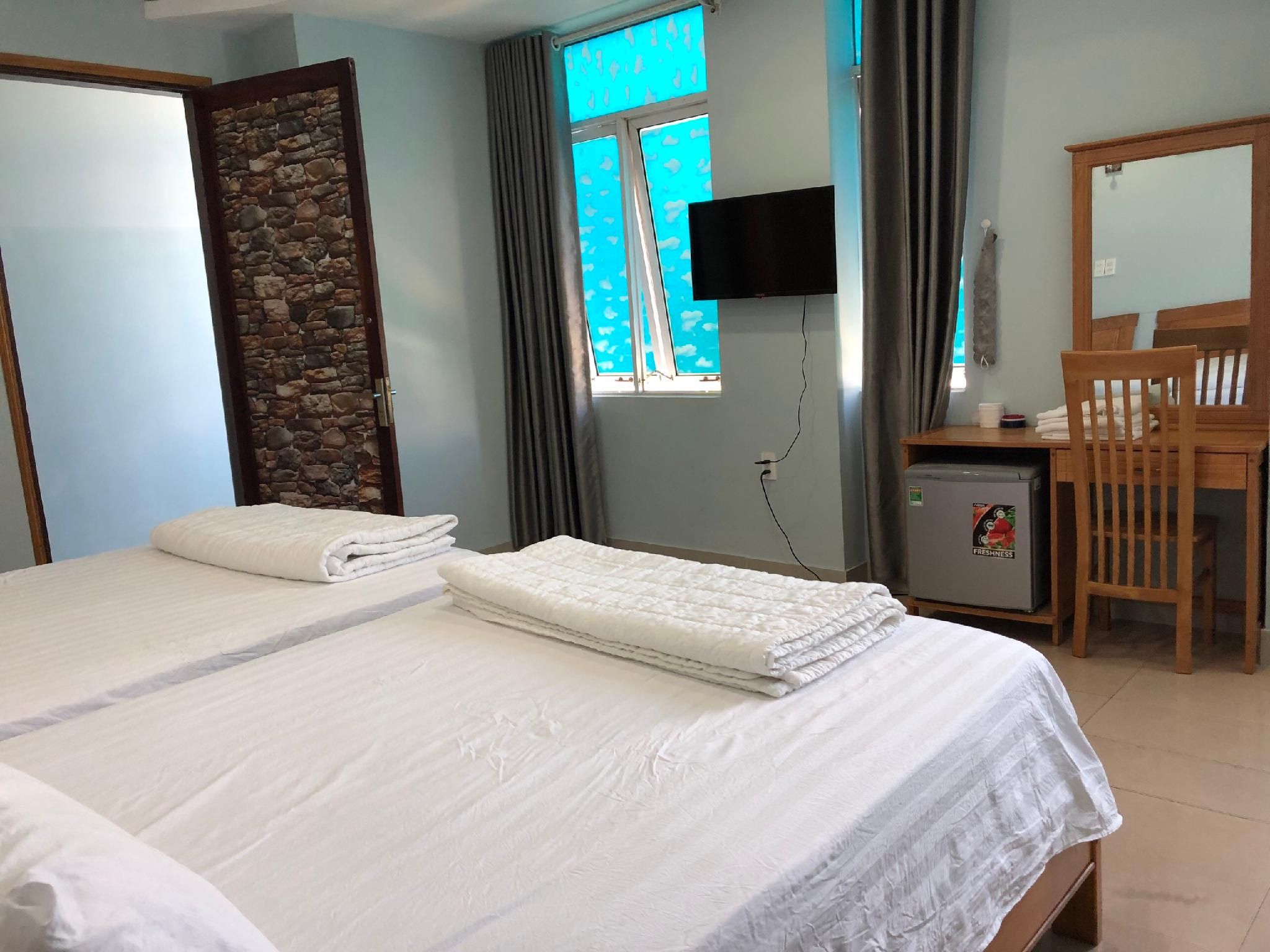 Double with 2 Double Beds