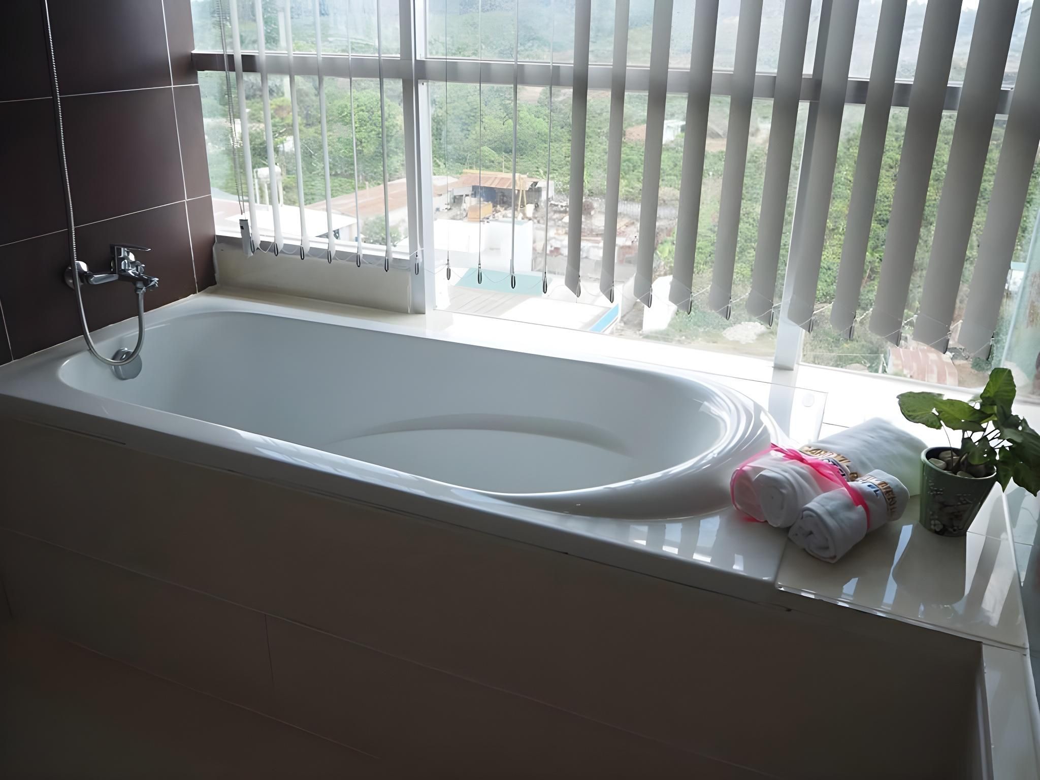 Superior Family Room