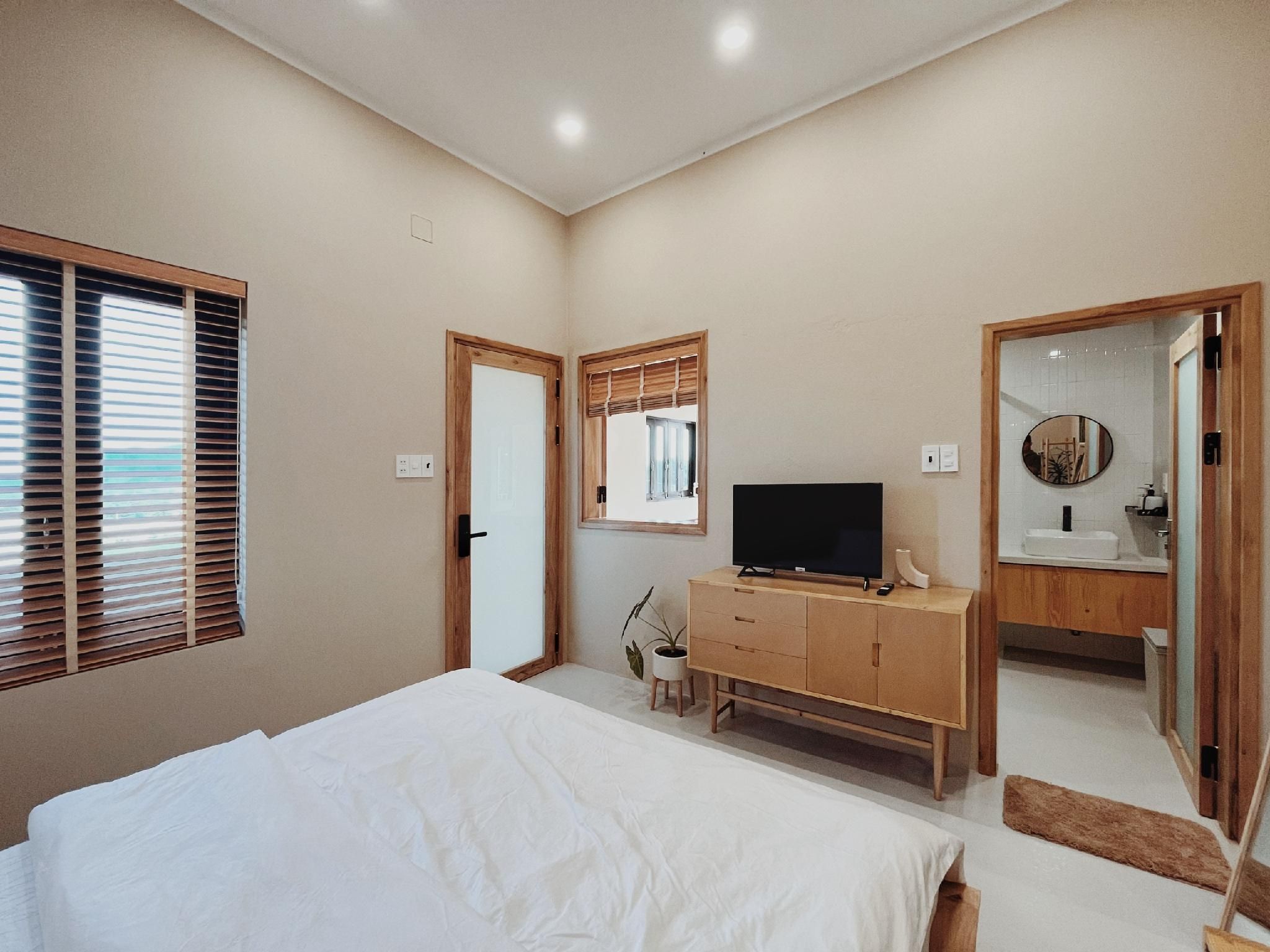XOM House Biển Hồ Room 3 2