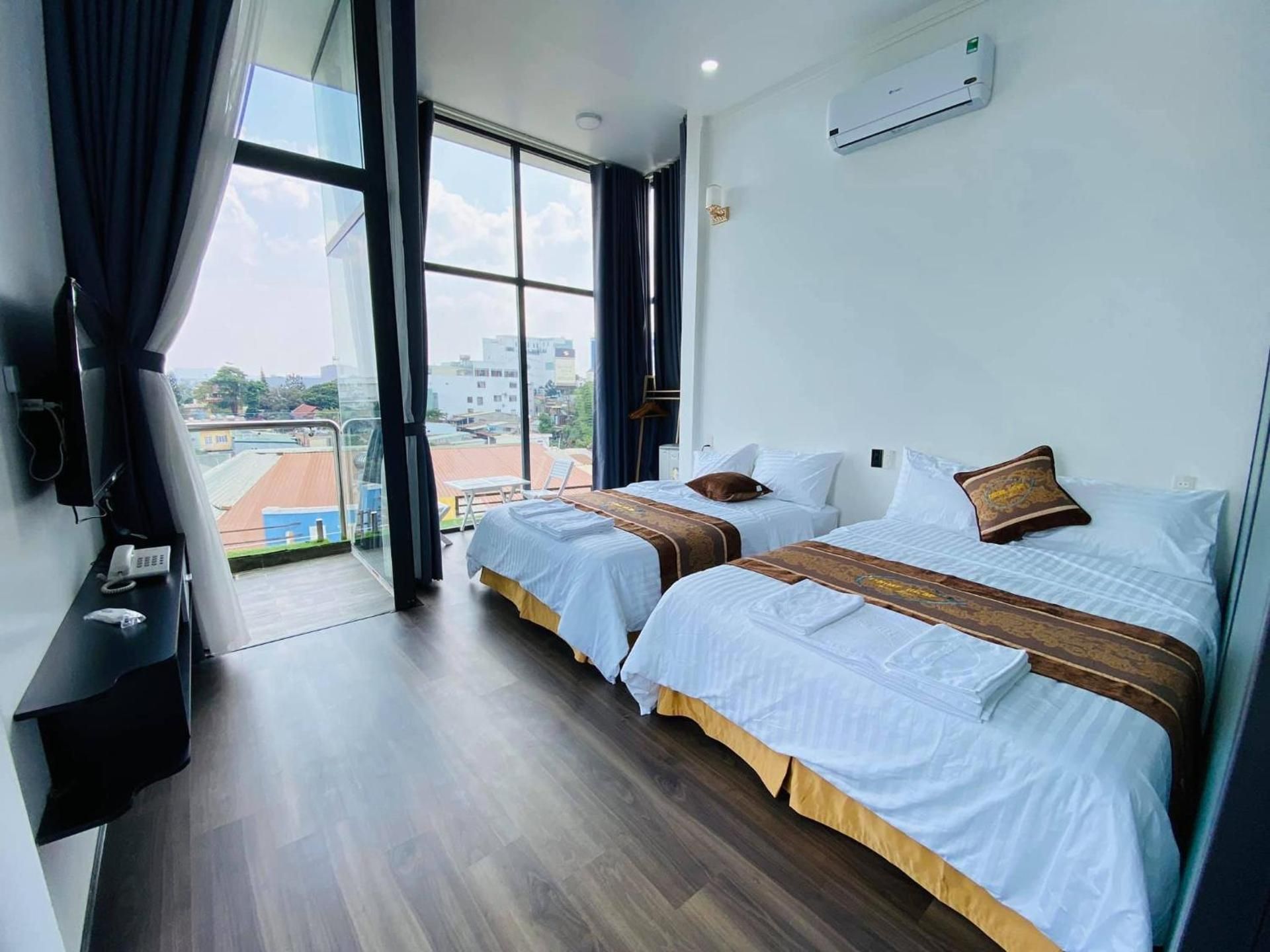 CENTRAL HOME Twin Room with View