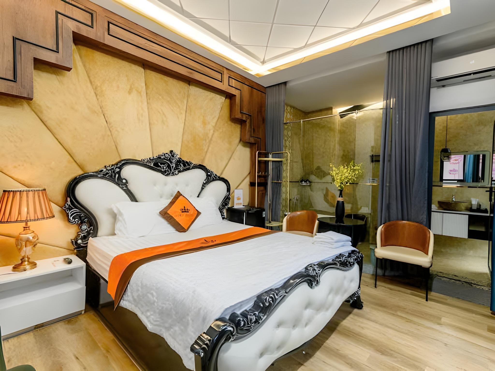 VVIP Room