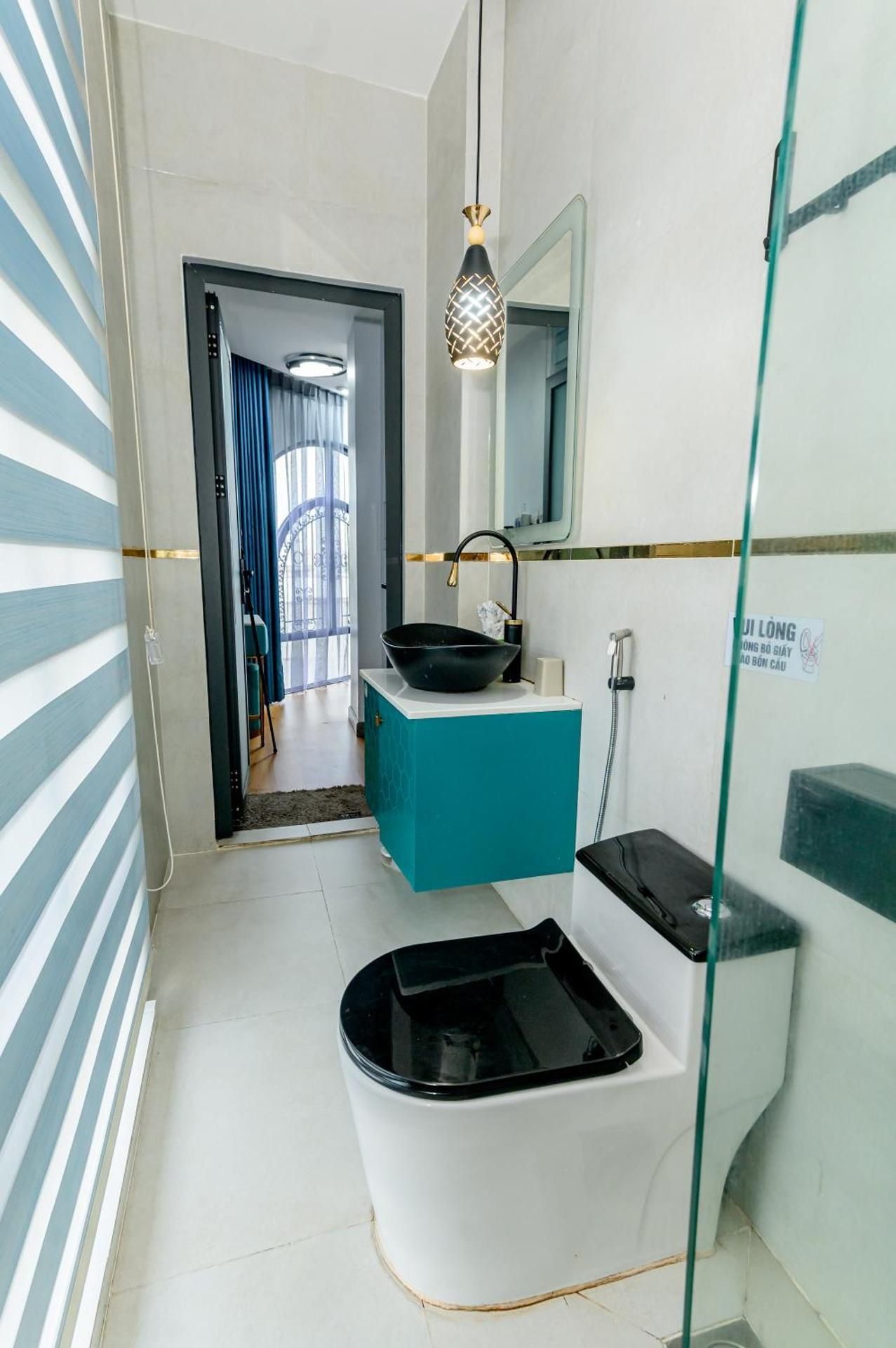Double Room (1 Adult + 1 Child)
