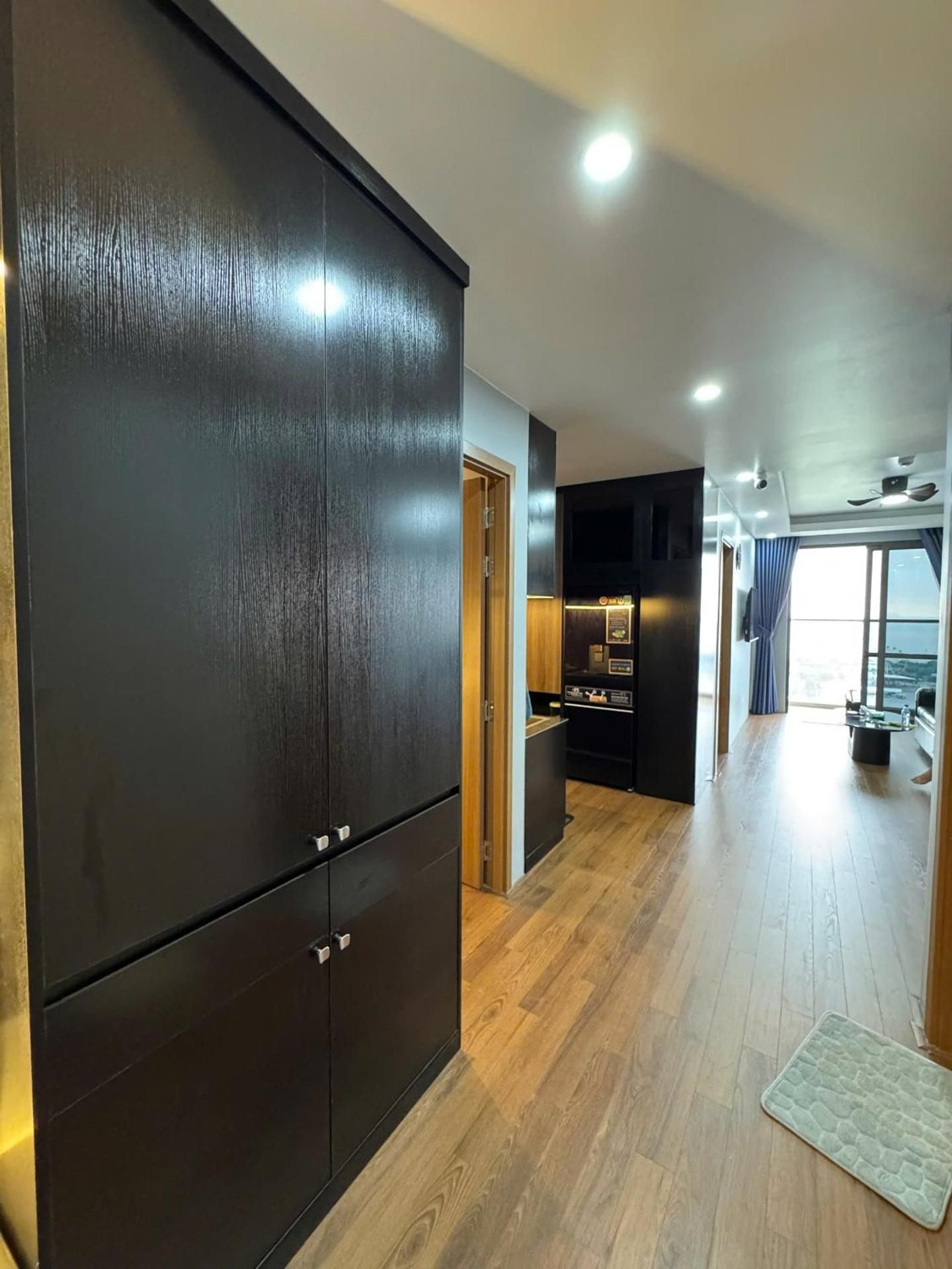 Two-Bedroom Apartment with Ocean View