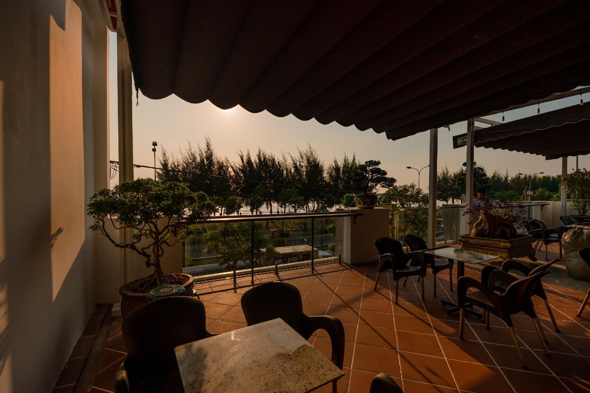 LÊ ĐOÀN HOTEL Comfy Queen Room 2