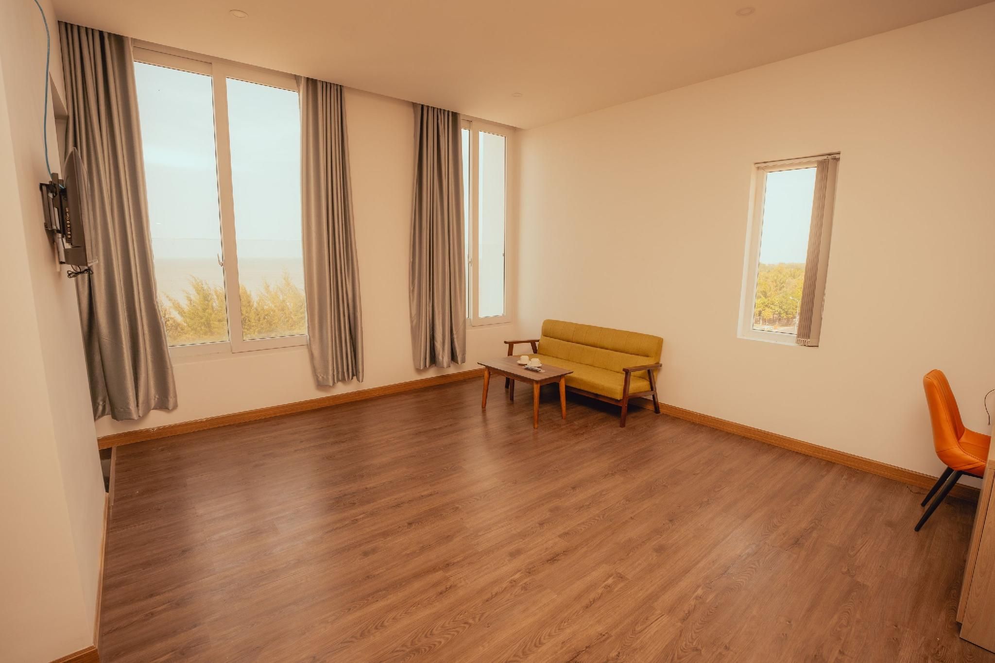 Sea View King Studio