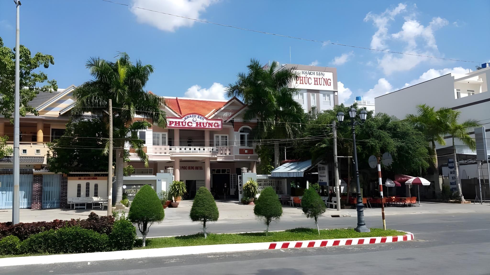 Phuc Hung Hotel 1