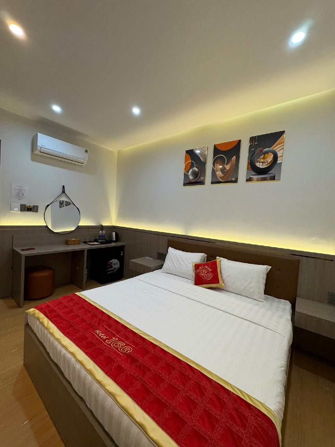 Hotel 168 Double Room 2