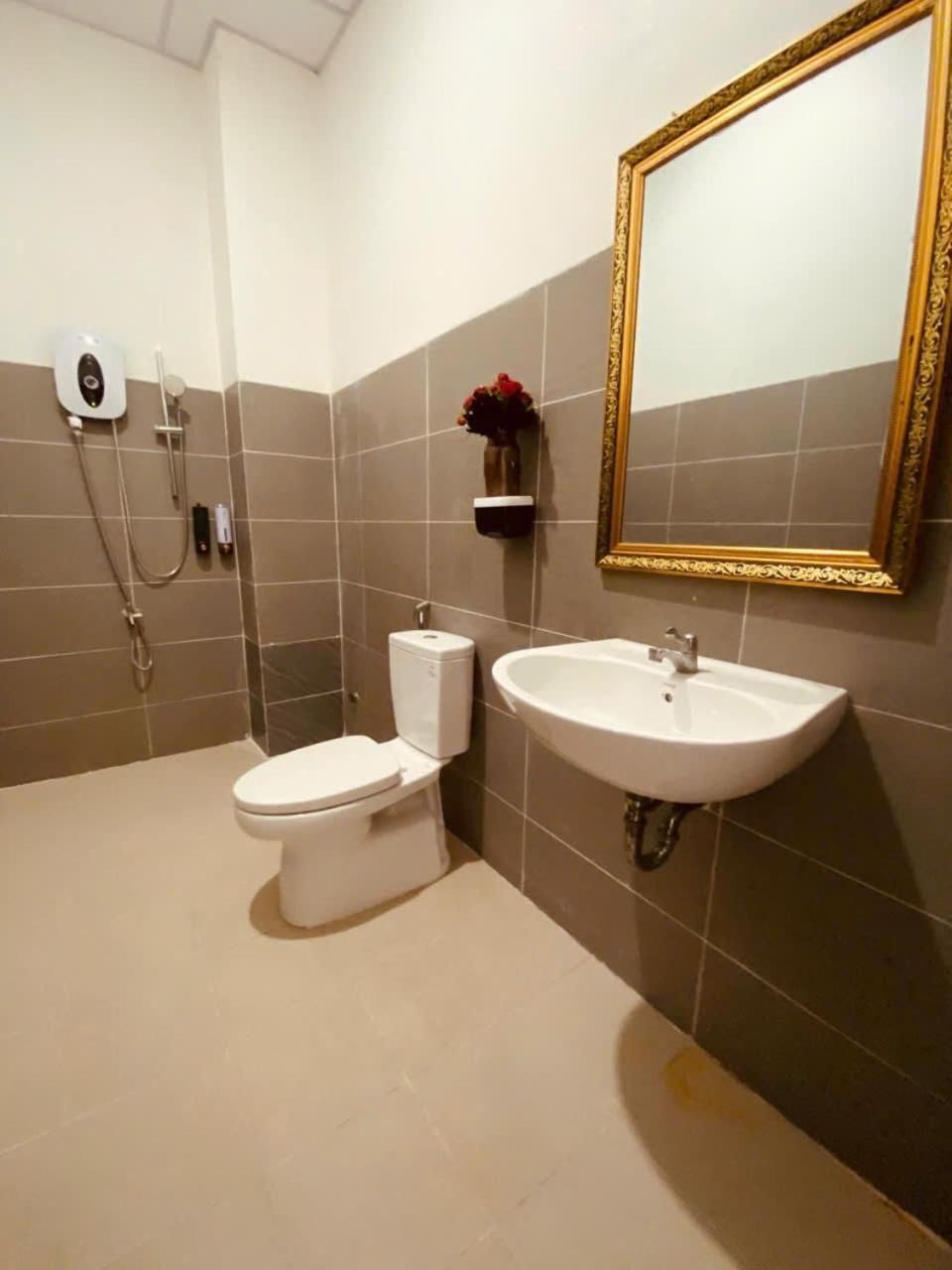 HOANG PHUC HOTEL Deluxe Family Room 3