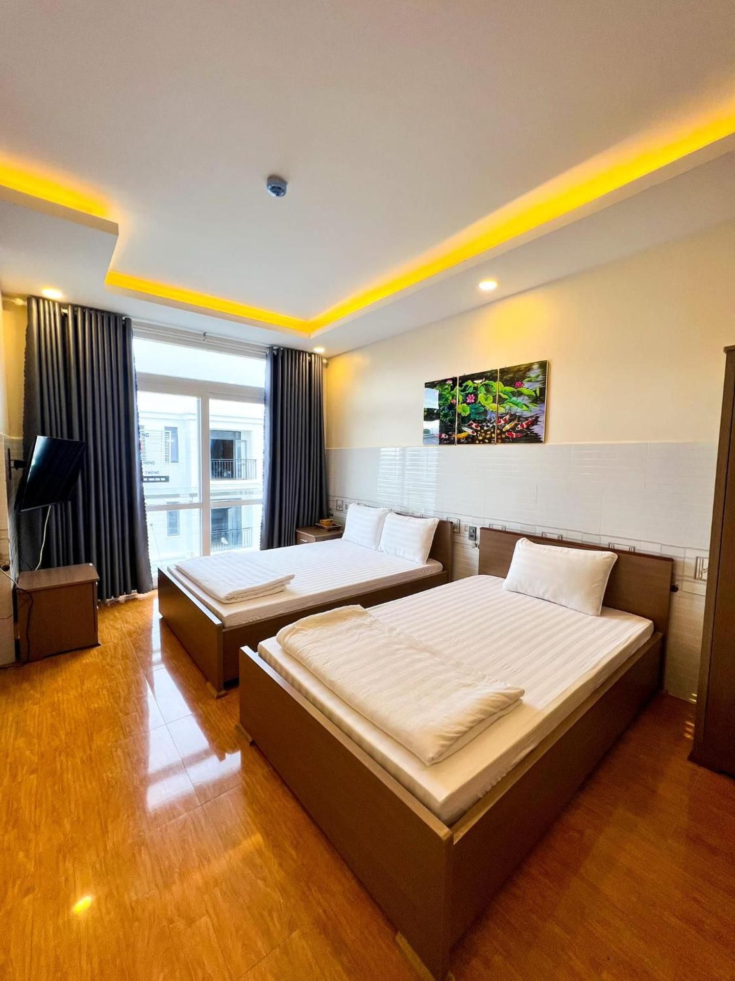 Khach San Coc Coc Triple Room with City View