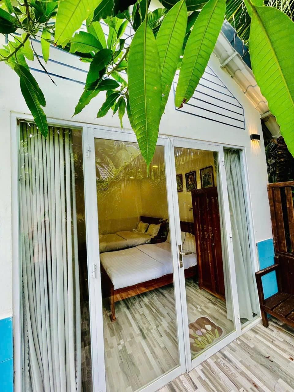 Hoang Phuc resort Twin Bungalow 2