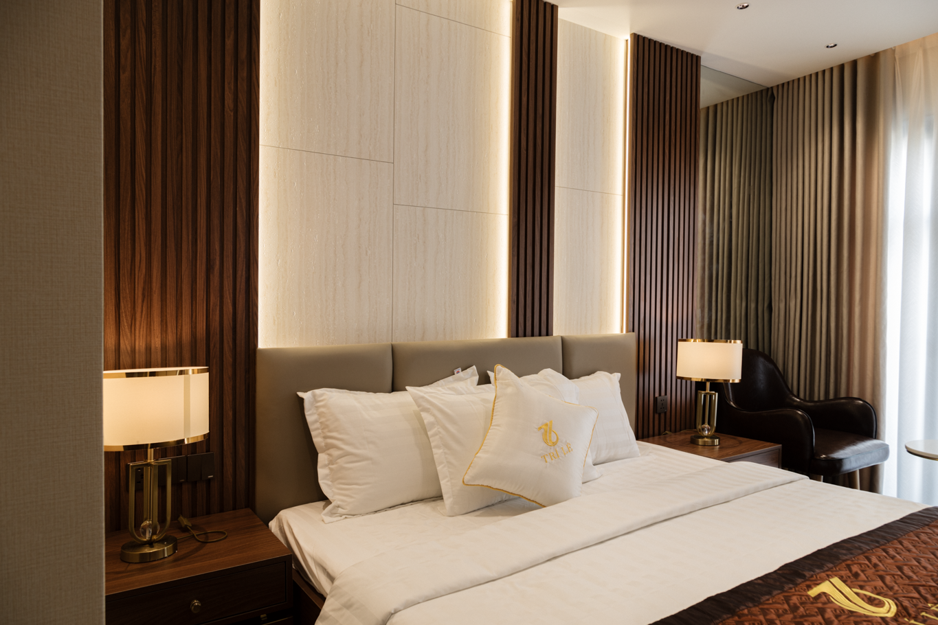 Deluxe King City View