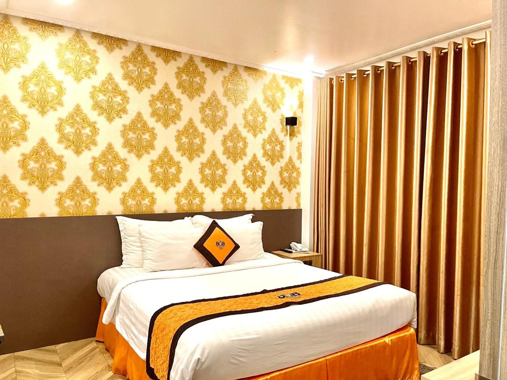 B.O.B HOTEL Deluxe Room 2
