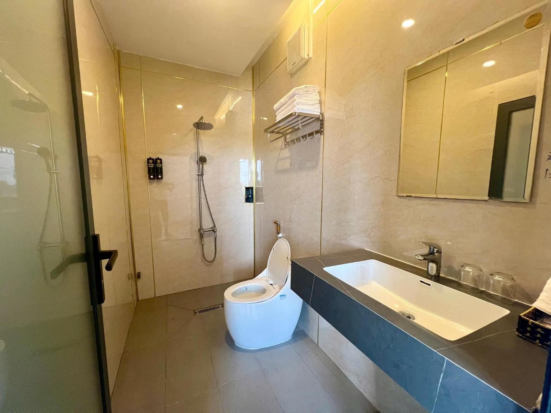 King Room with Two King Beds