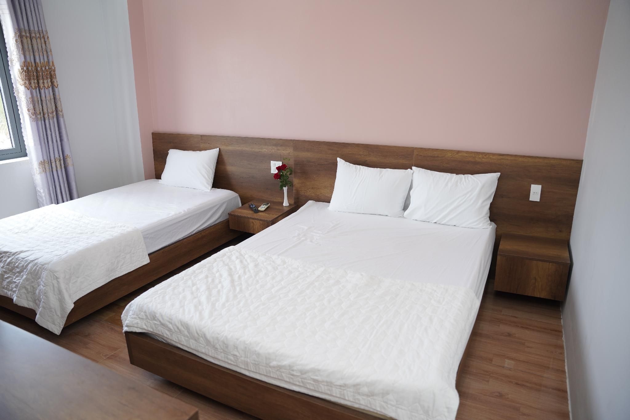 De Vuong Hotel 2 Doubles Bed Standard