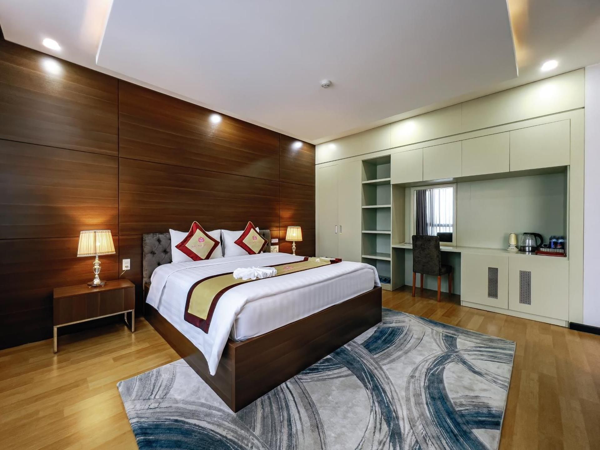 Executive Suite