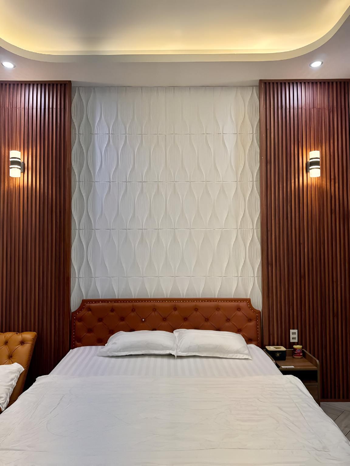 Bao Ngoc Hotel VIP Room 1