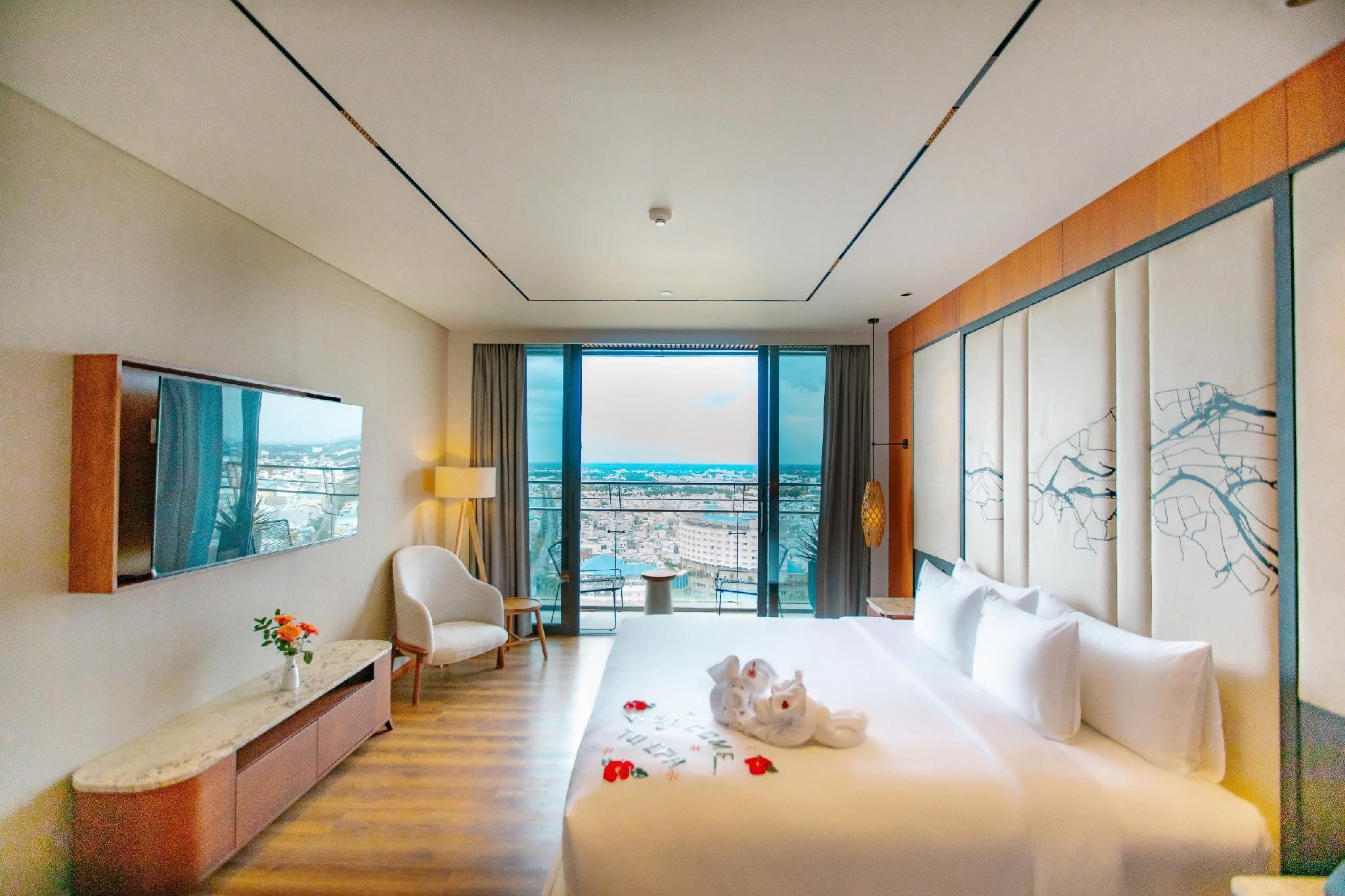 CENTRAL PLAZA HOTEL - MY THO President Suite King 2