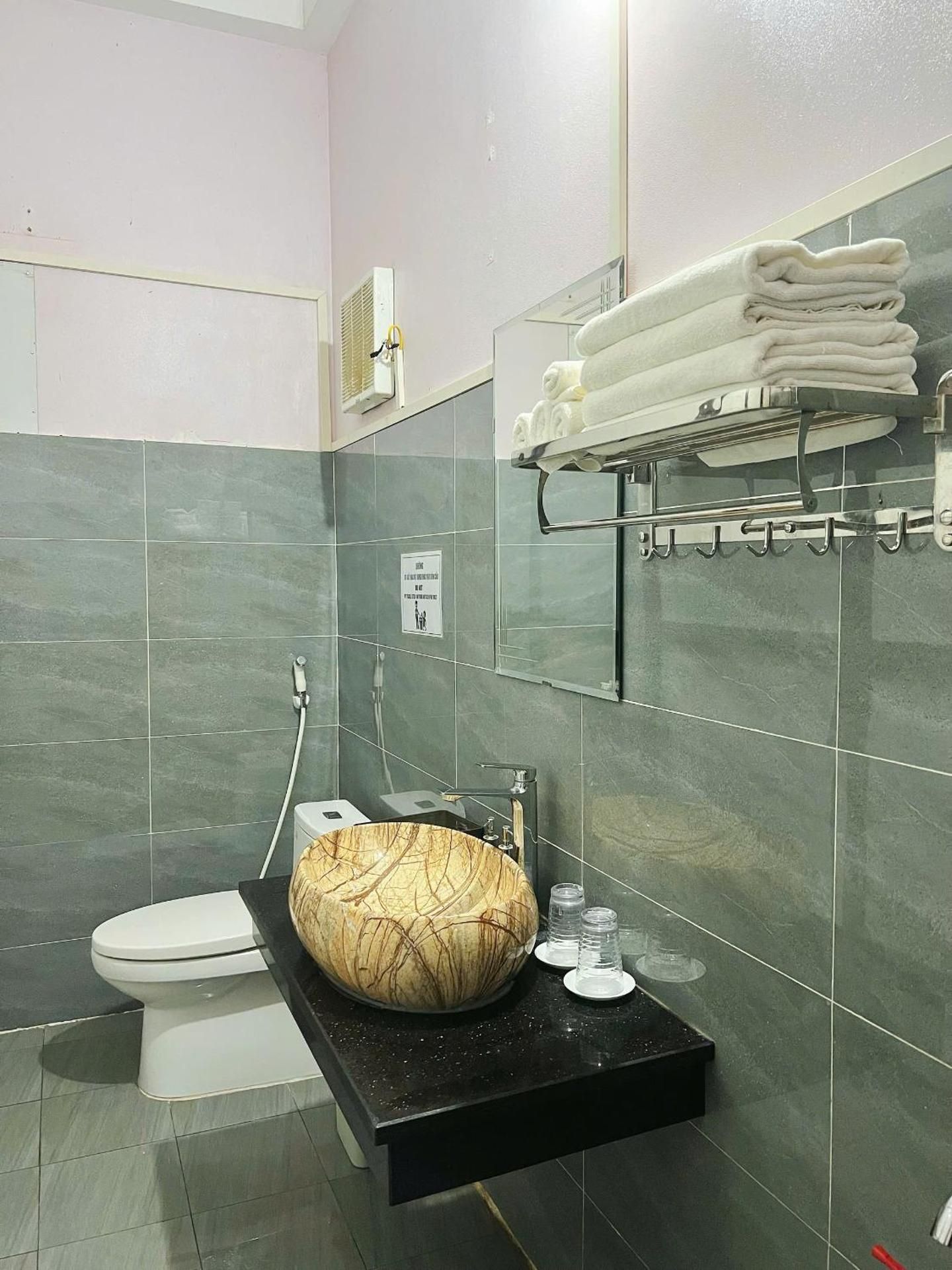 Family Room with Garden View