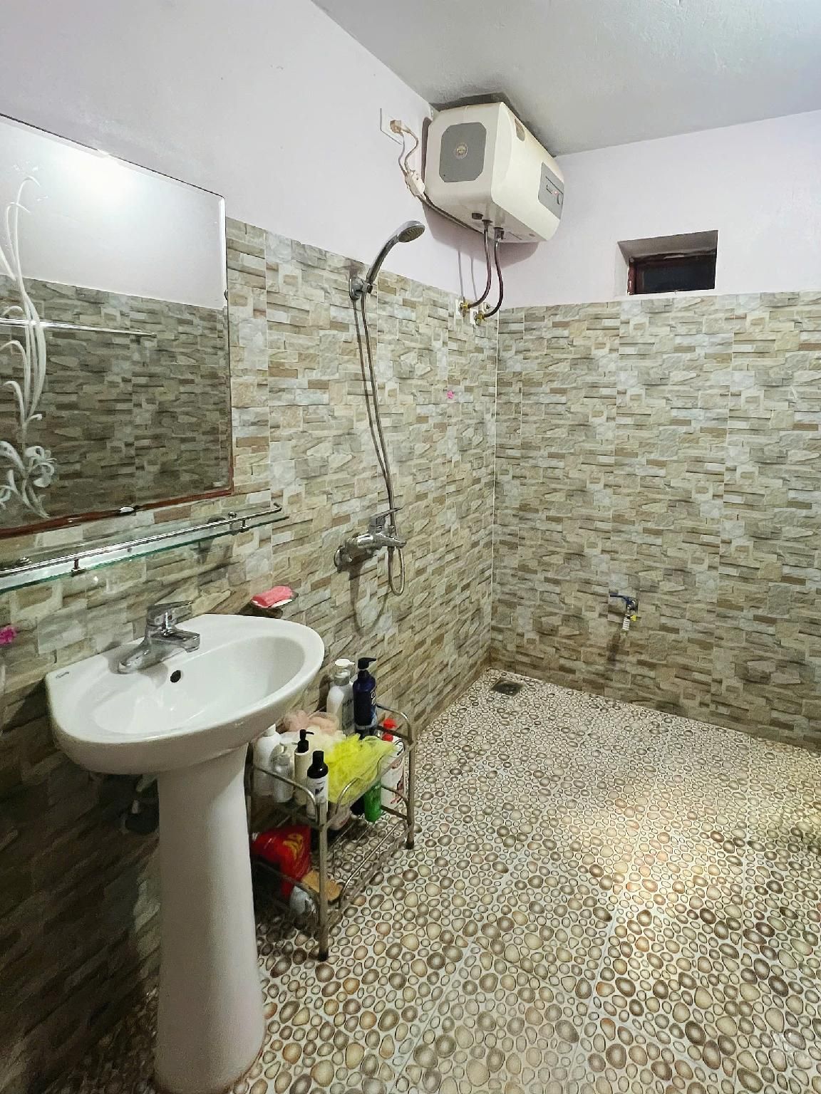 Stilt House Dormitory - Mixed Gender