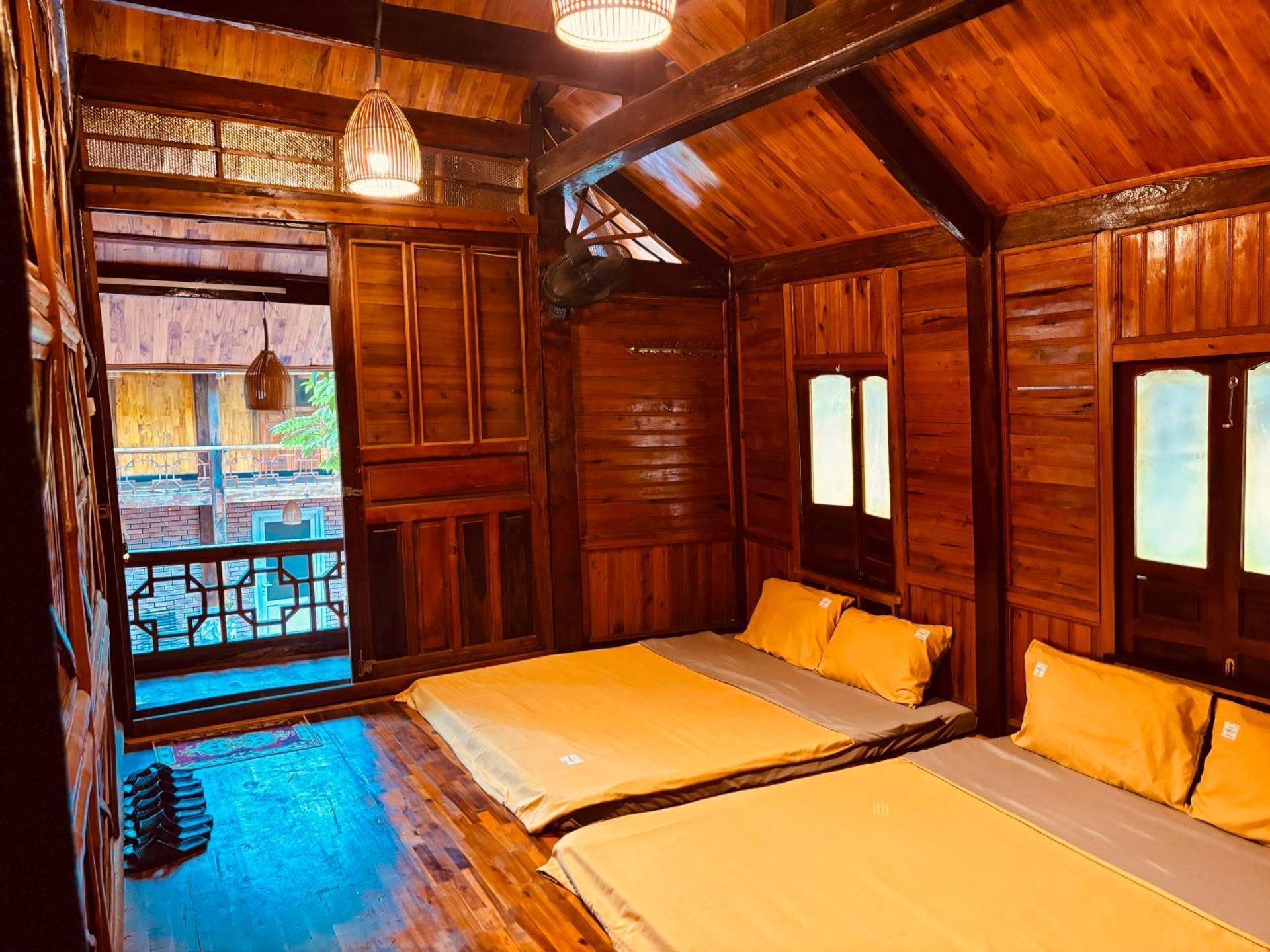 Double Room with Shared Bathroom