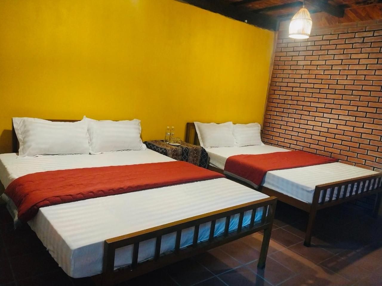 Quadruple Room with Shared Bathroom