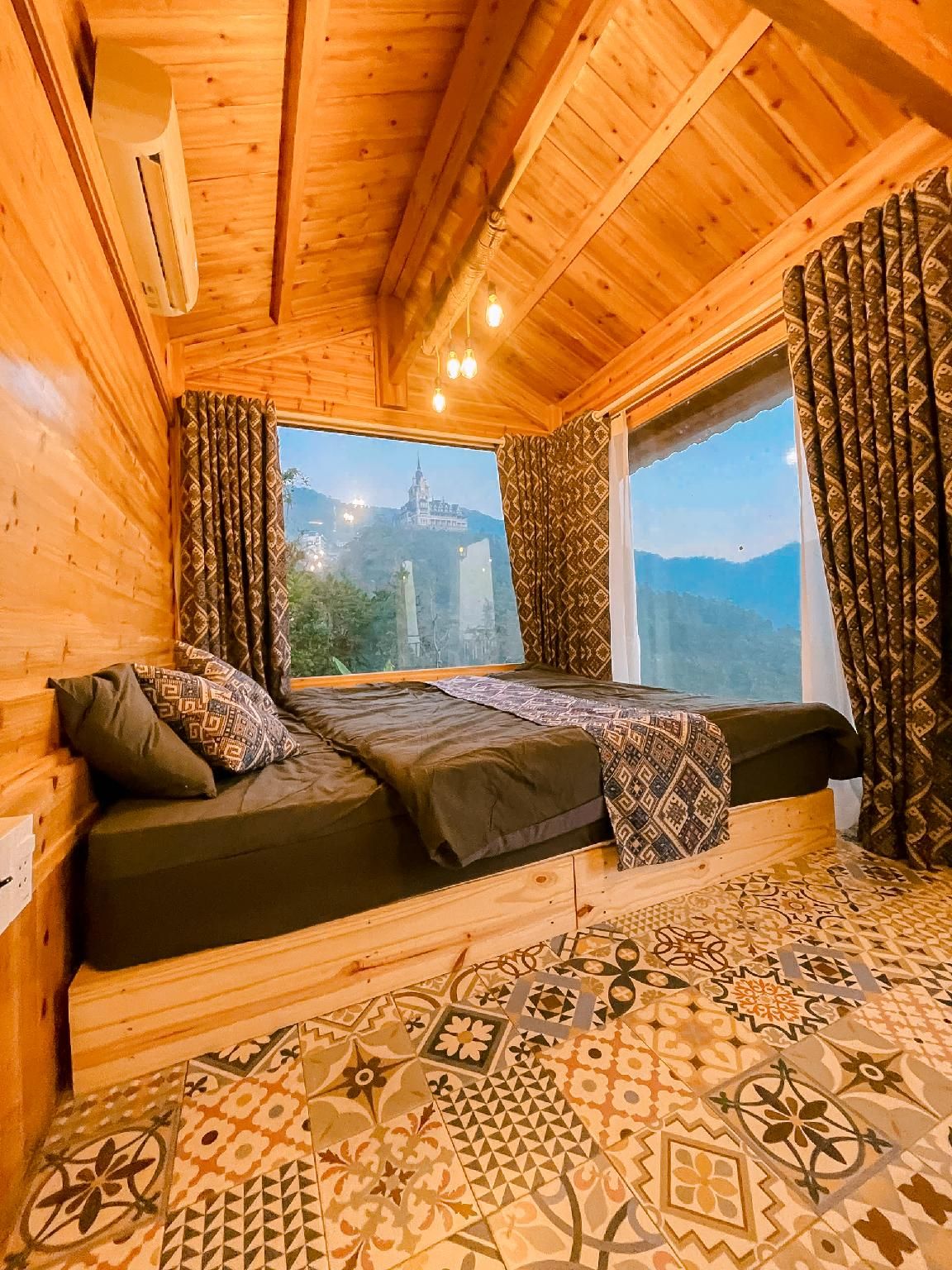 Standard - 1 Bed Double Non-Smoking