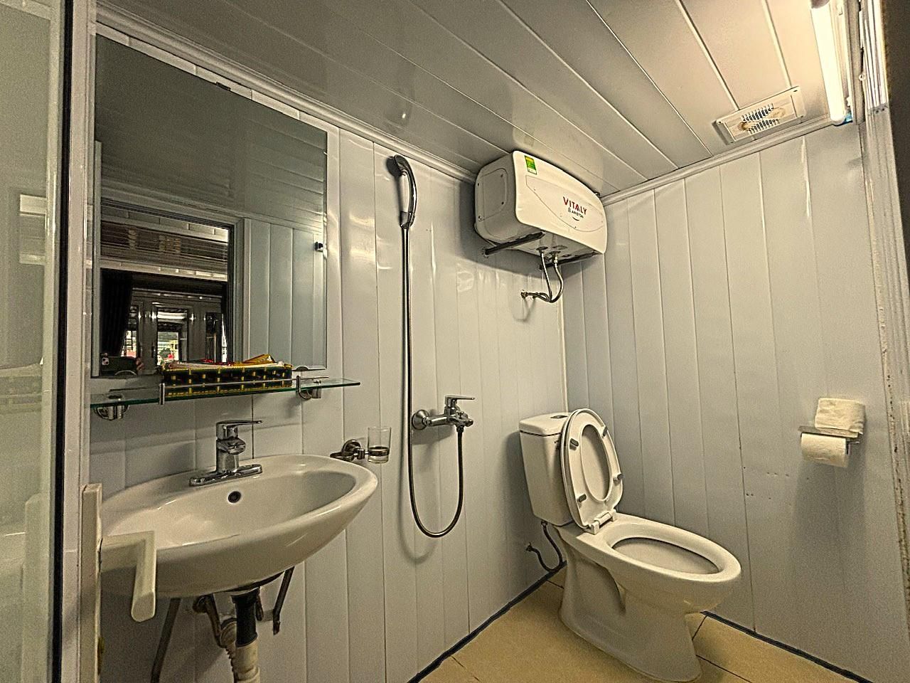 Room with 3 Single Beds